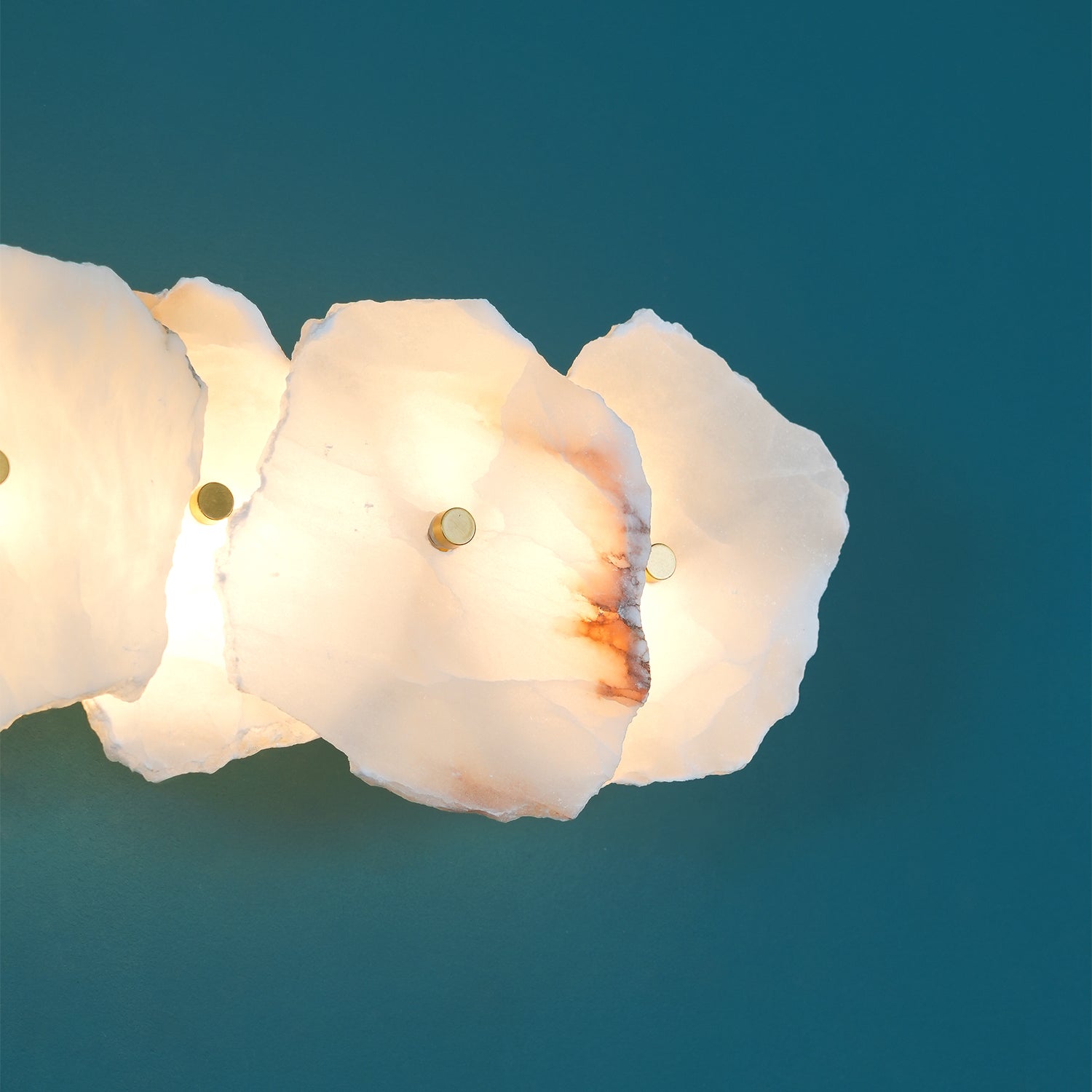 Nivarelia Alabaster Plug-in Wall Lamp