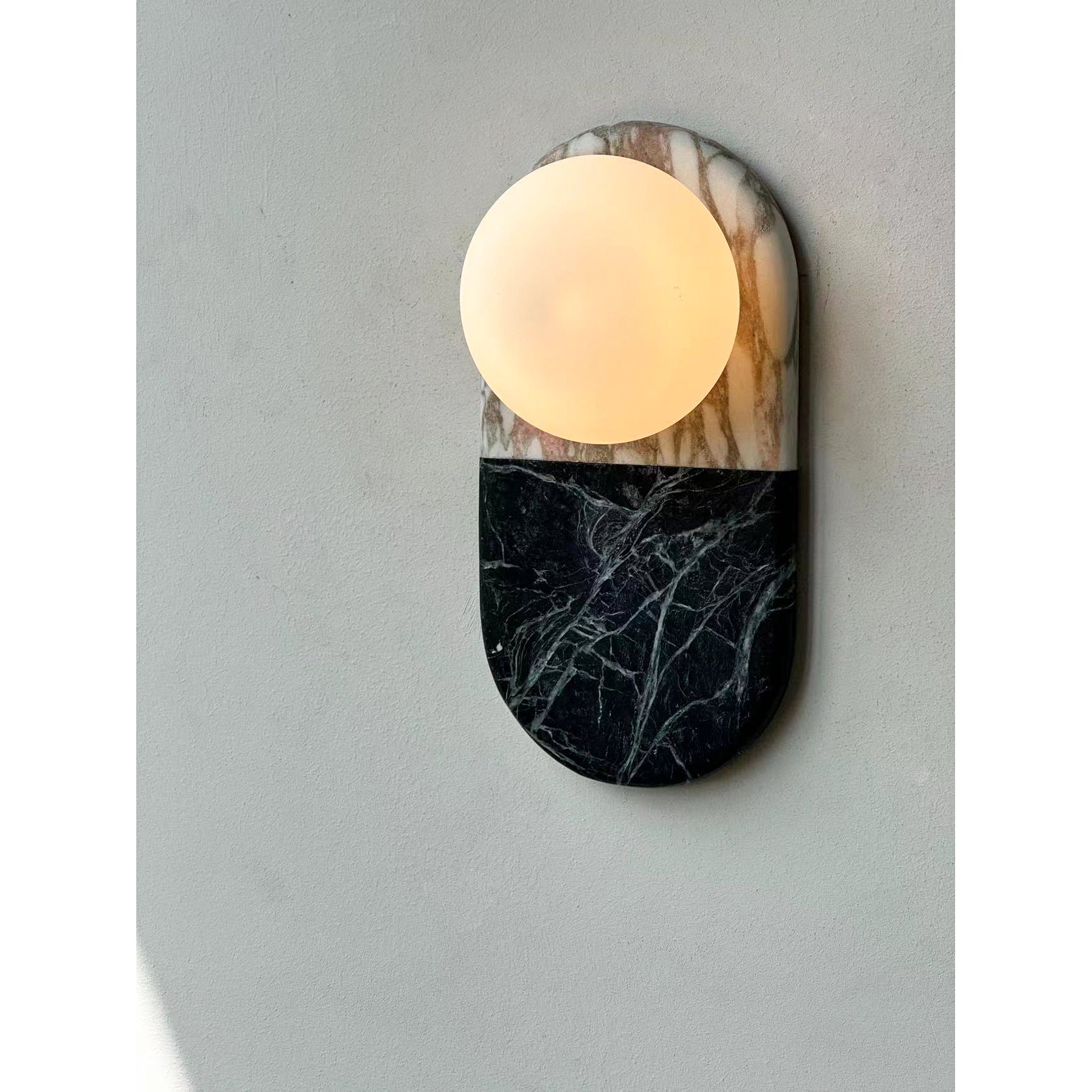 Reniette Wall Lamp