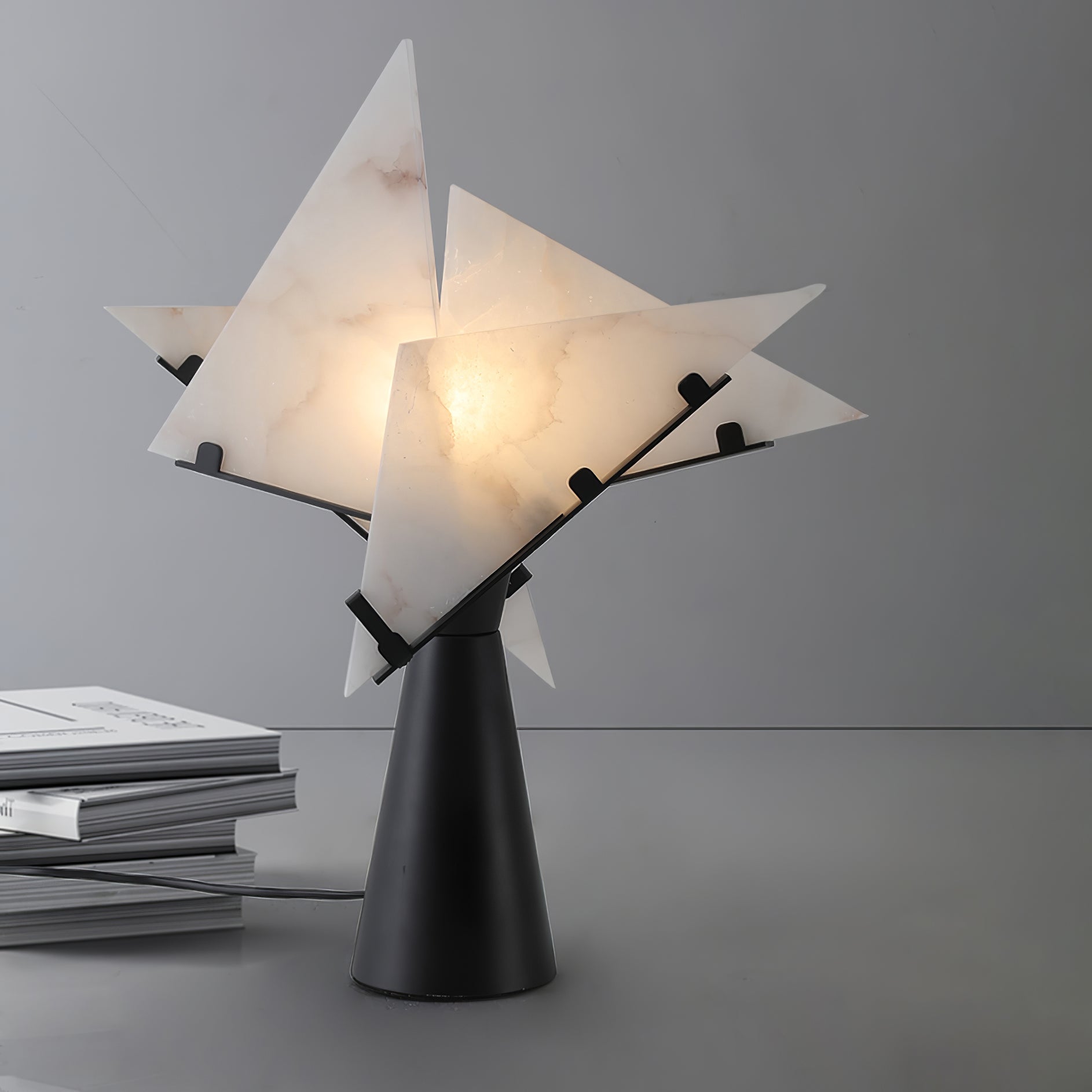 Aursilion Star Alabaster Table Lamp