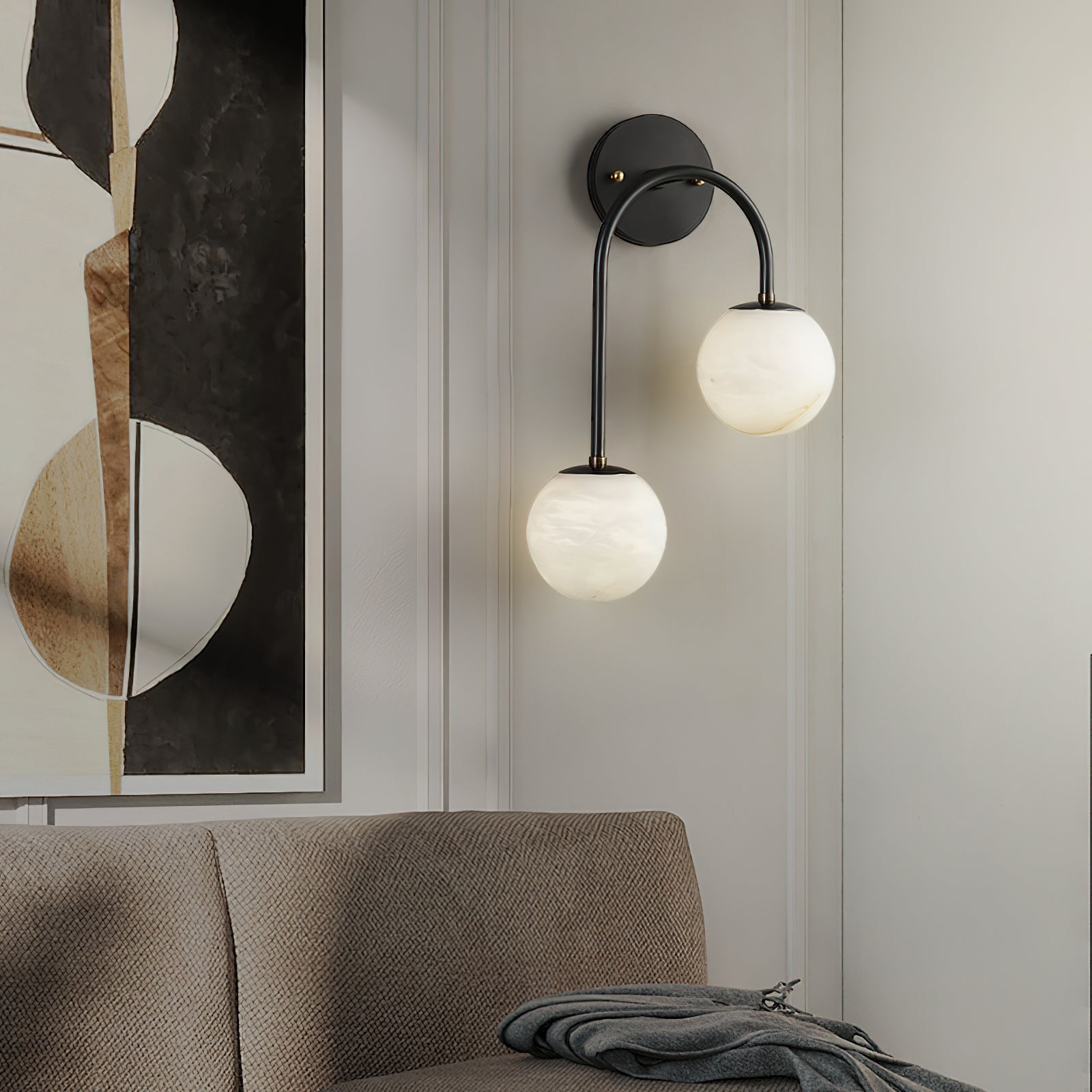 Elthaila Wall Lamp