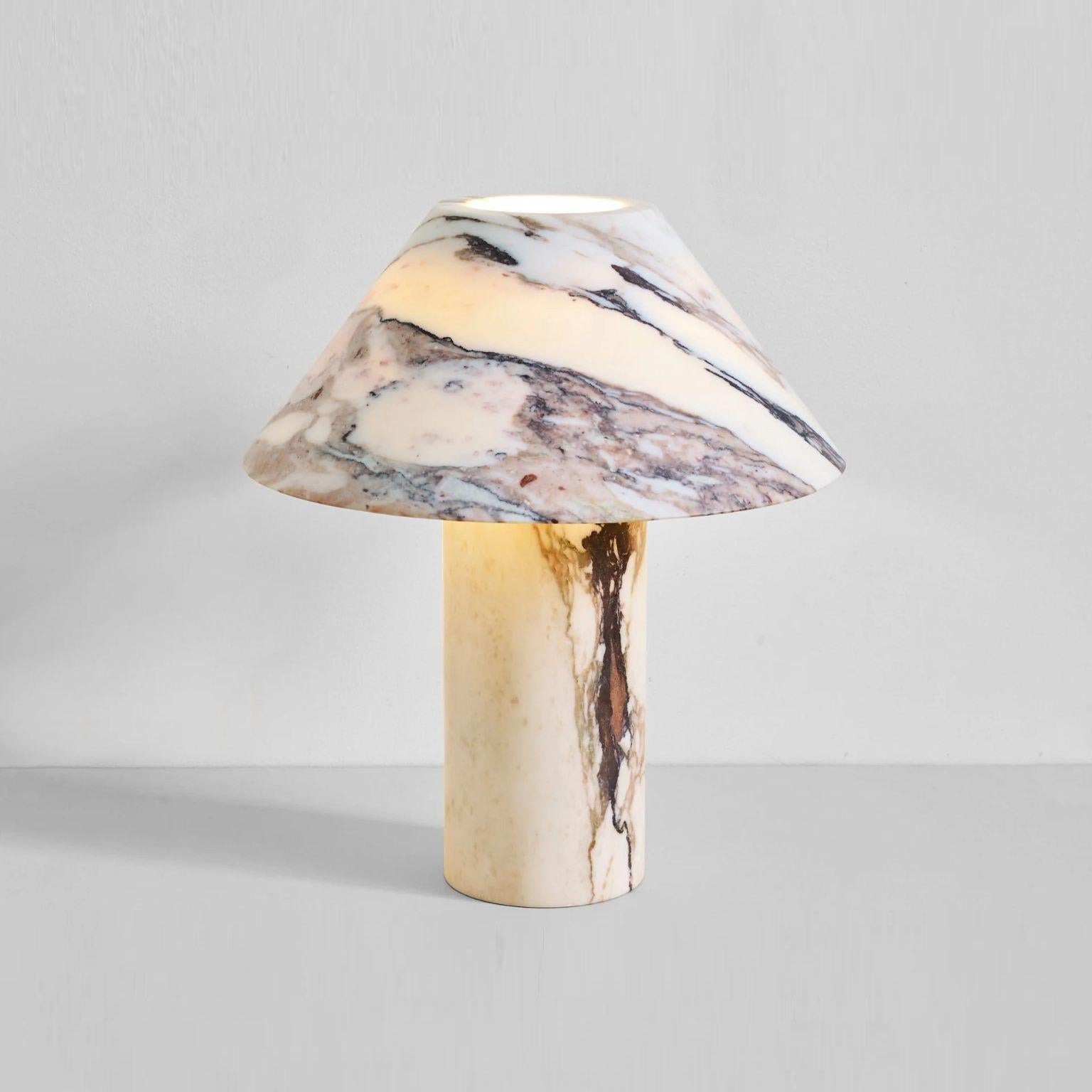 Veinir Table Lamp
