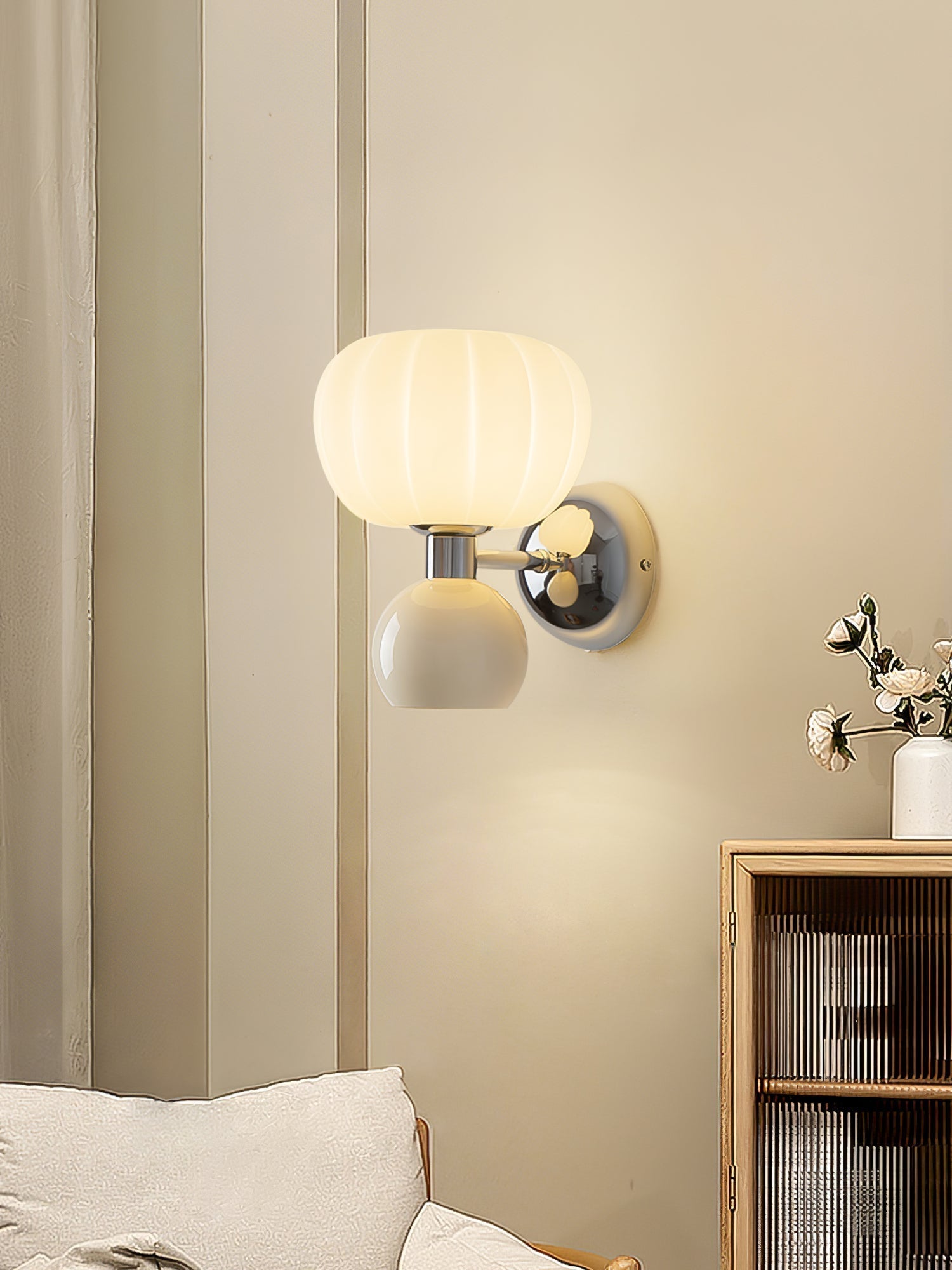 Elaiaria Wall Lamp
