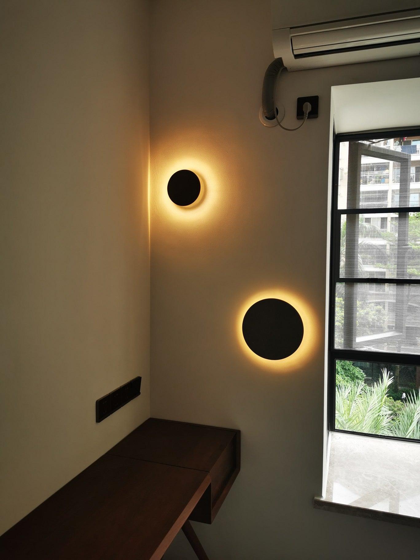Oreleella Wall Lamp
