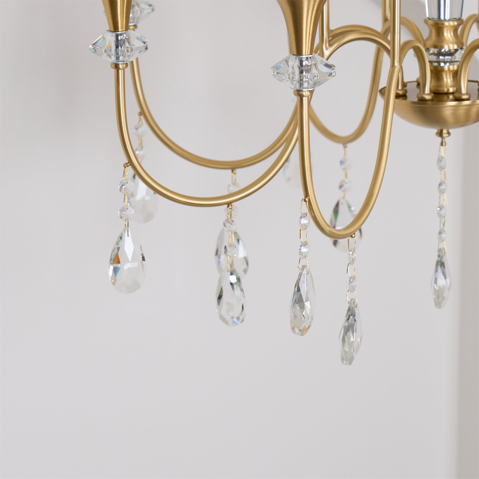 Ercararis Chandelier