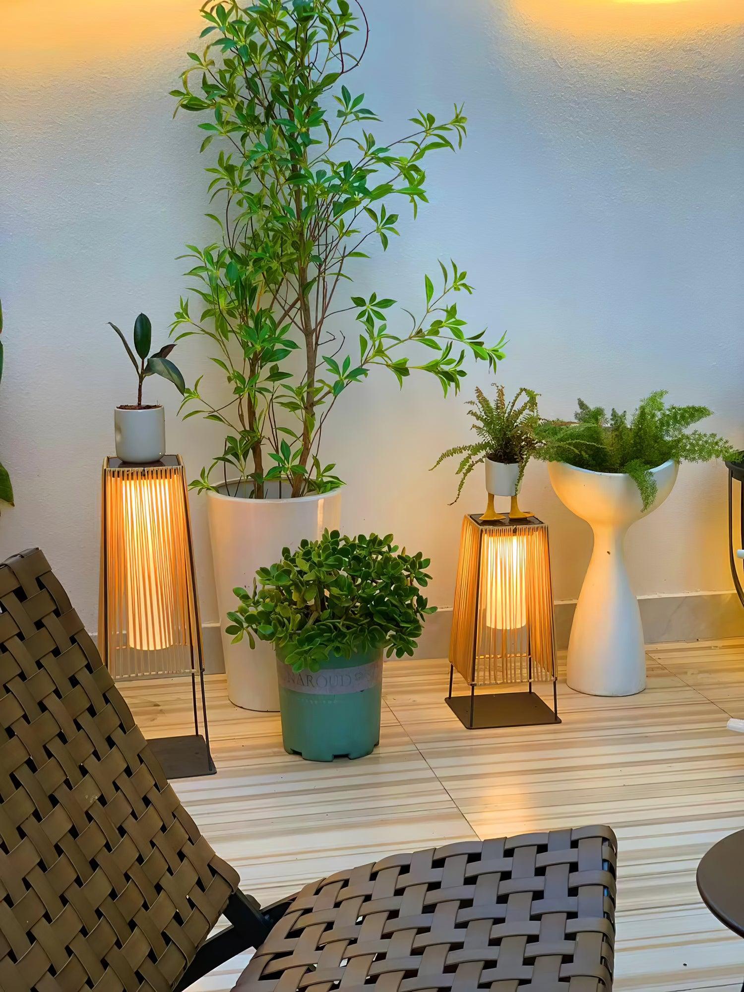 Aru Modern Outdoor Light