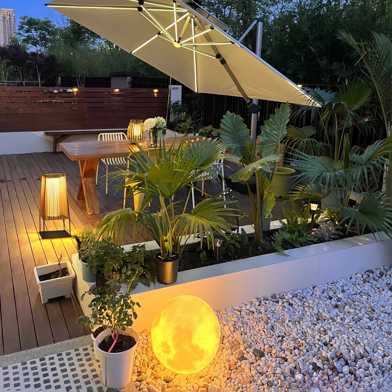 Aru Modern Outdoor Light