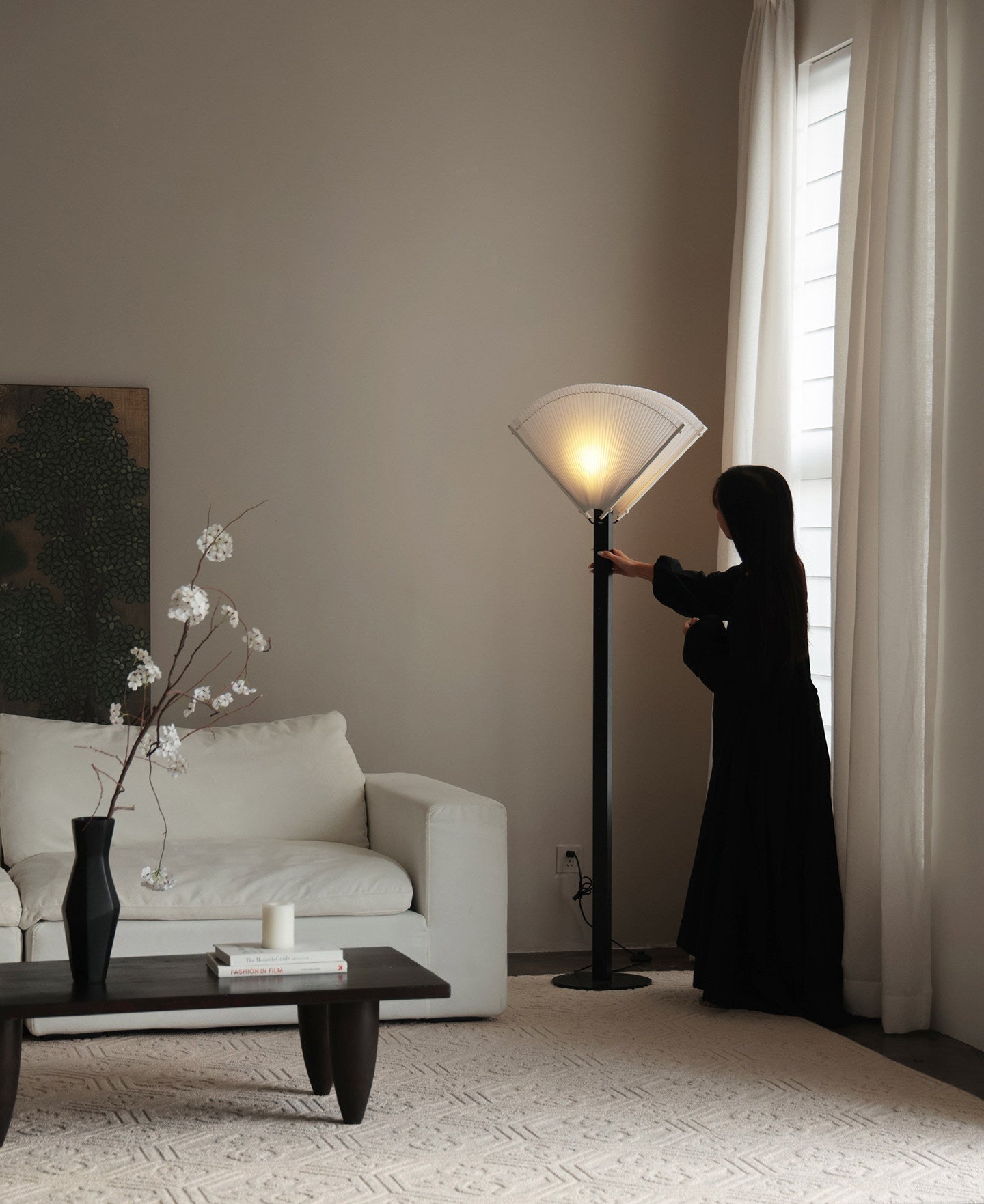 Pleated Fan Floor Lamp