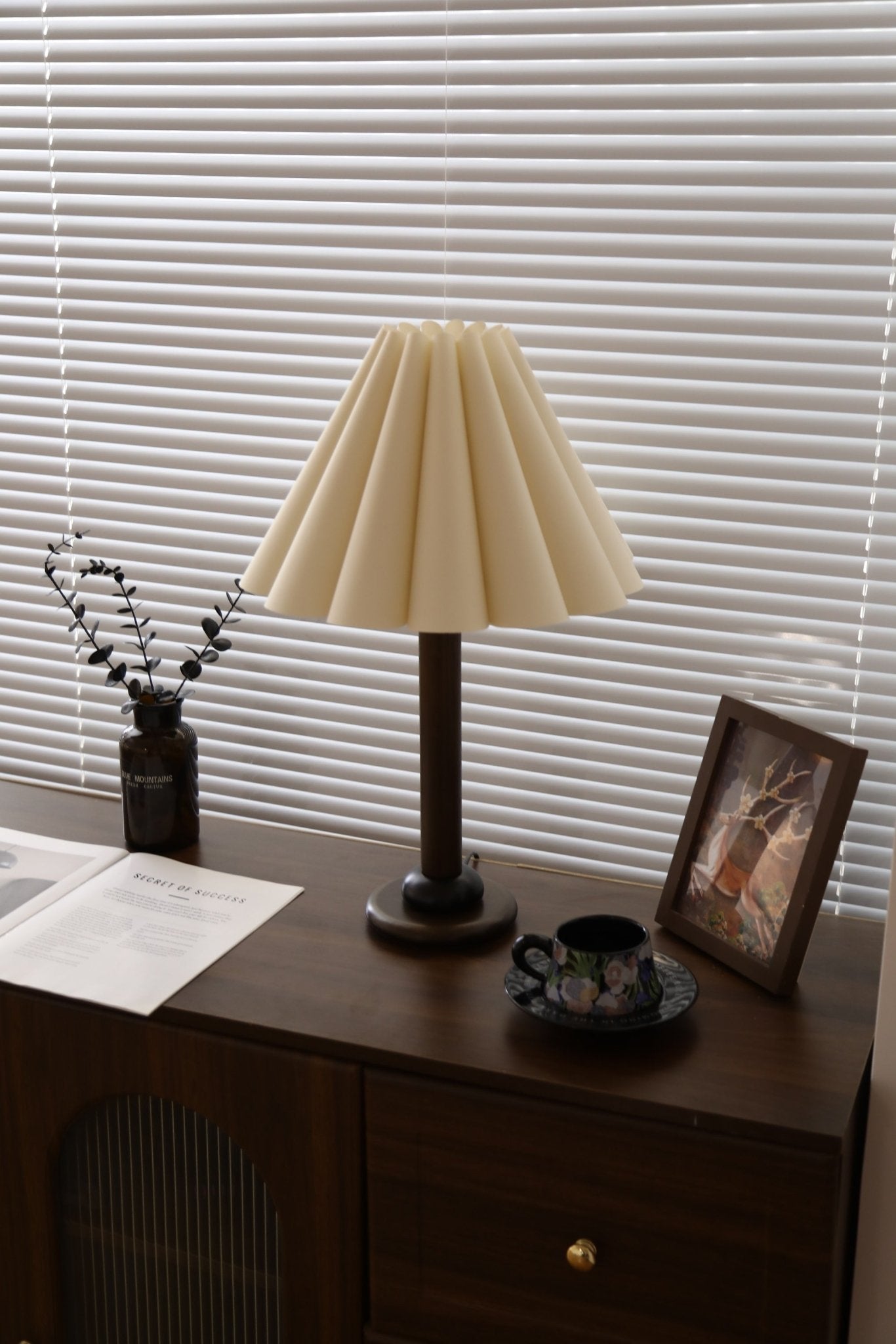 Renanise Table Lamp