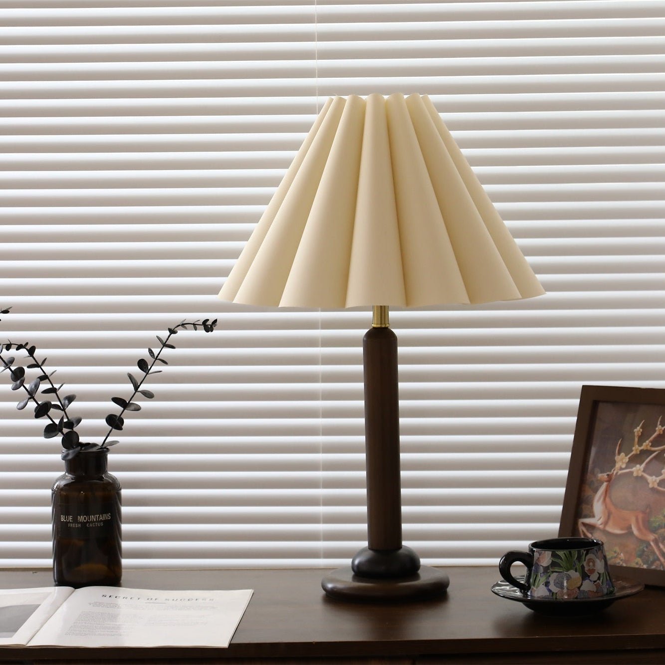 Renanise Table Lamp