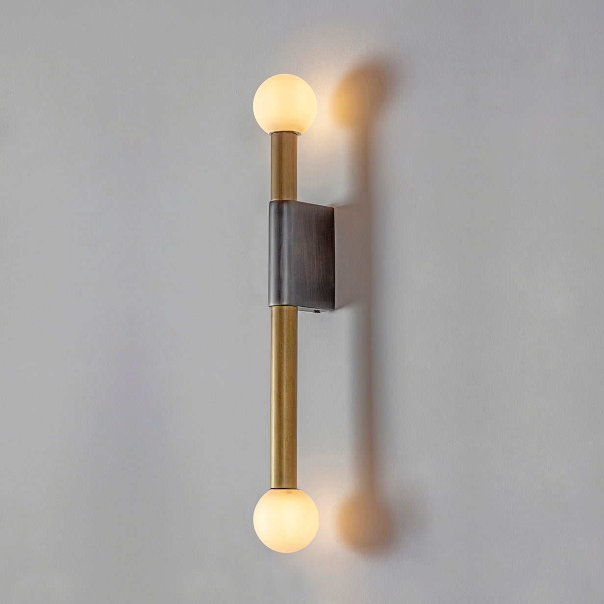 Virairelia Circile Wall Lamp