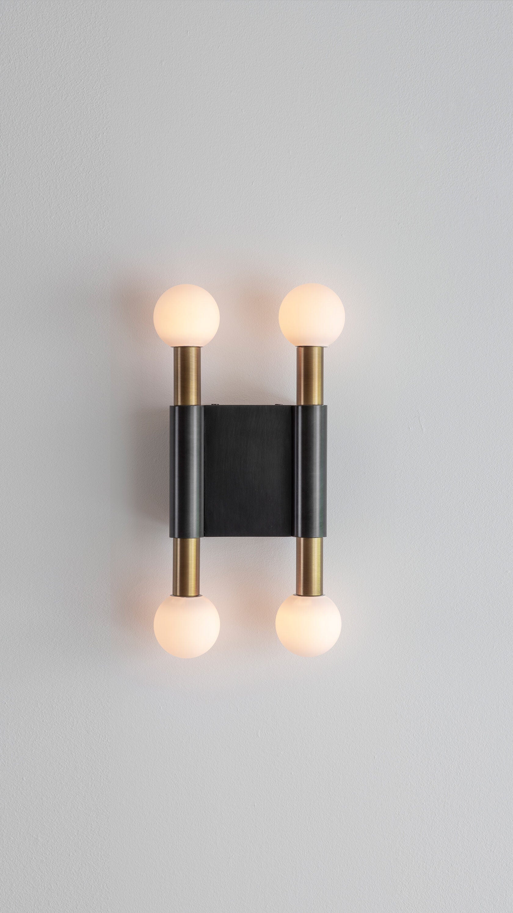 Virairelia Circile Wall Lamp