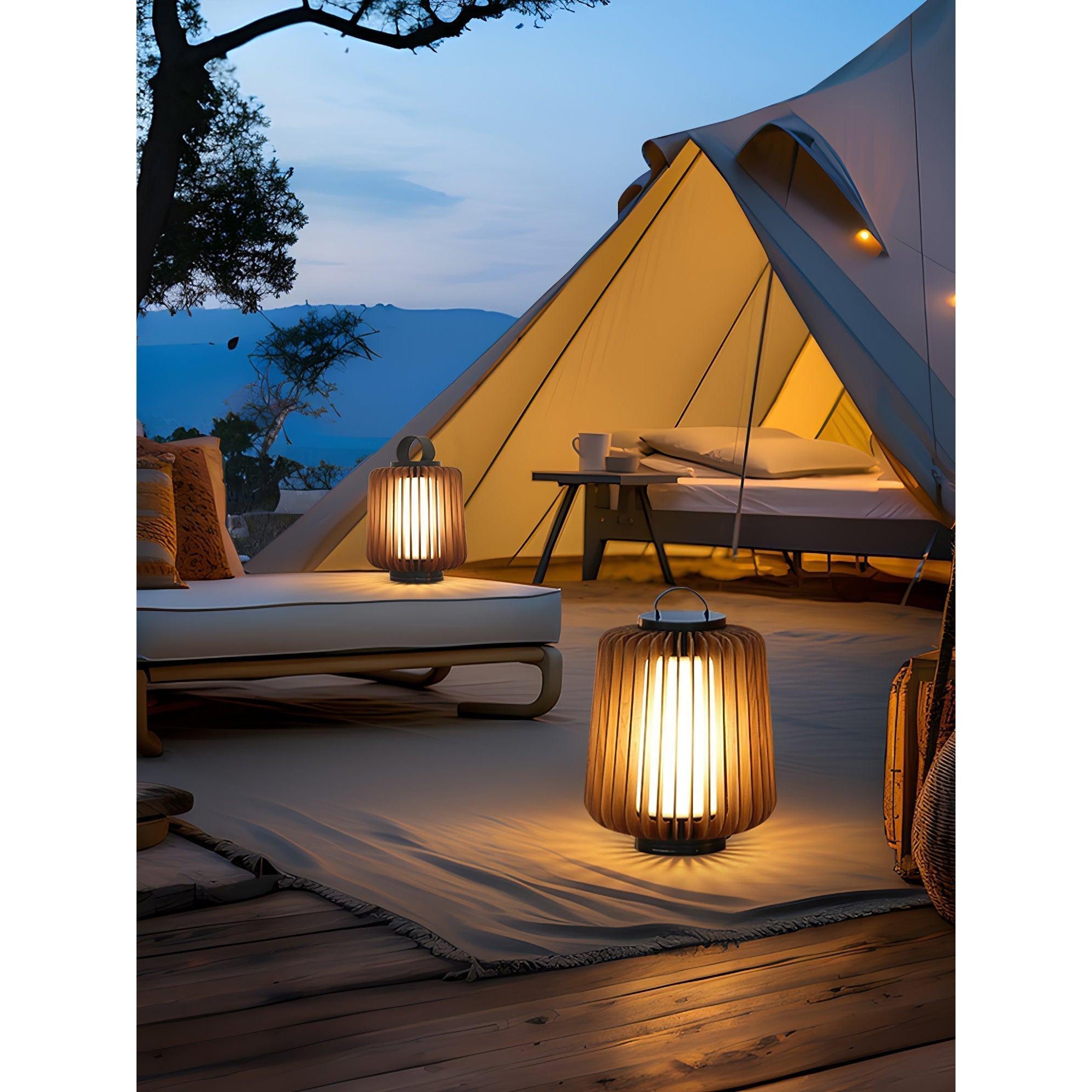 Slat Outdoor Table Light