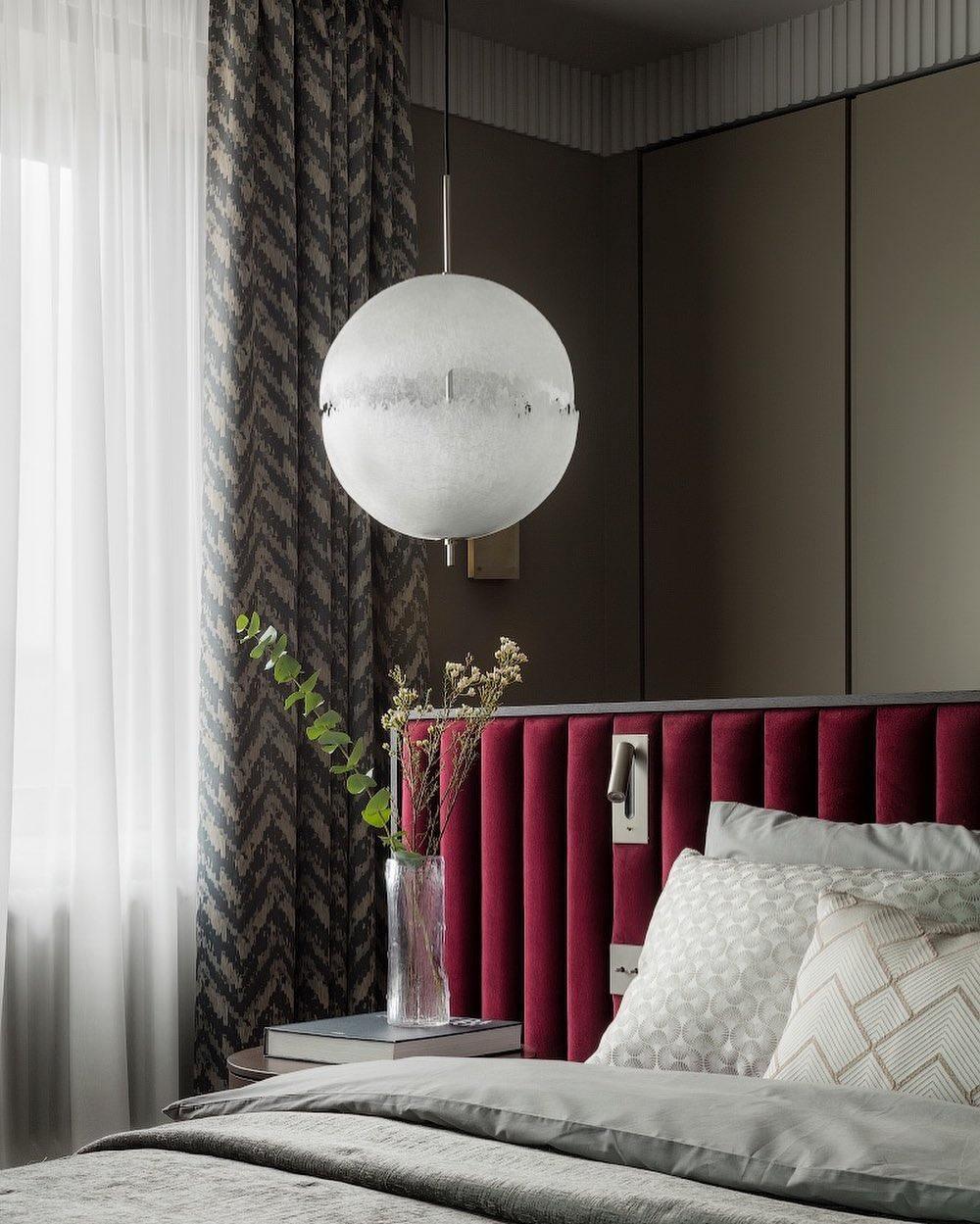 Sel Futuristic Pendant Lamp