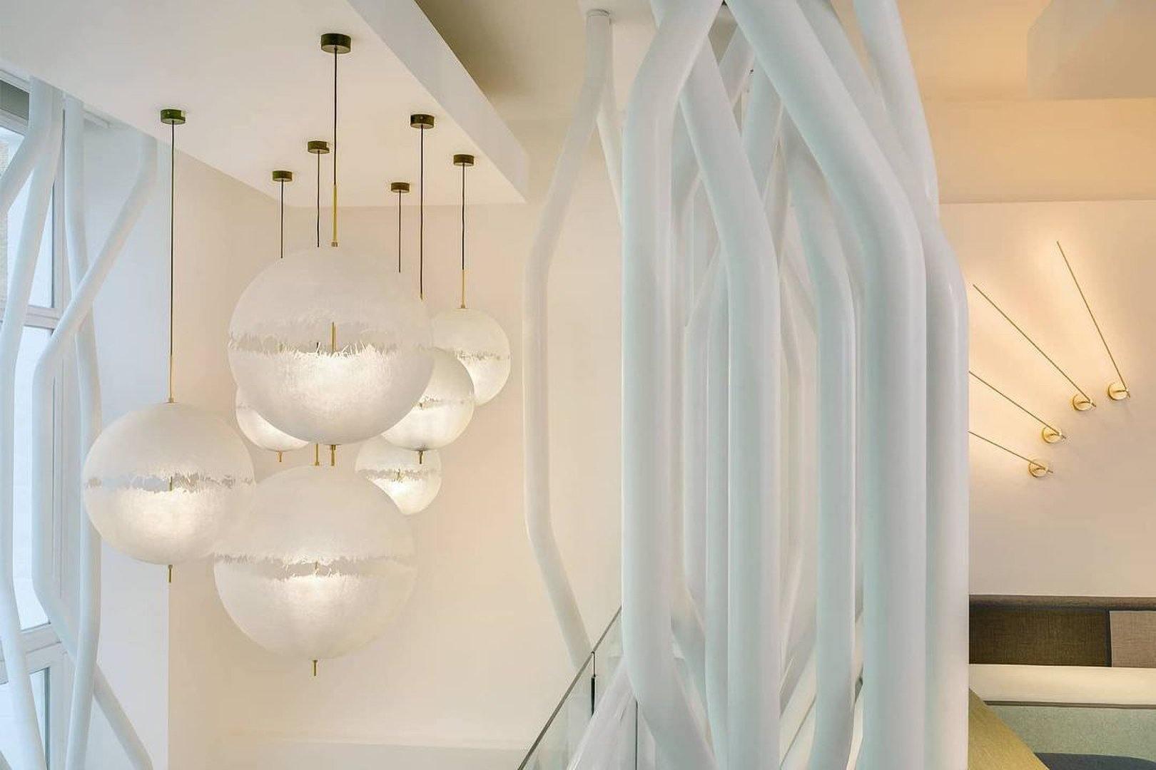 Sel Futuristic Pendant Lamp