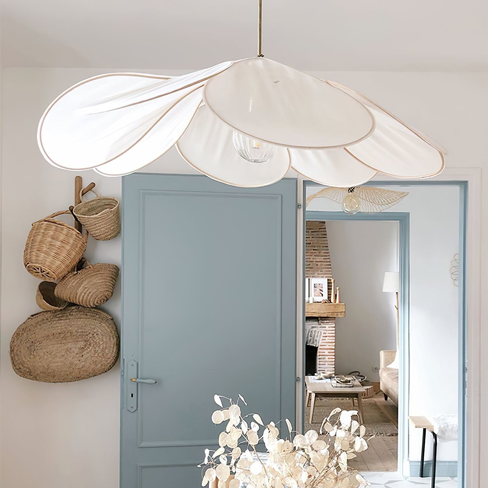 Dax Fabric Nature-inspired Pendant Lamp