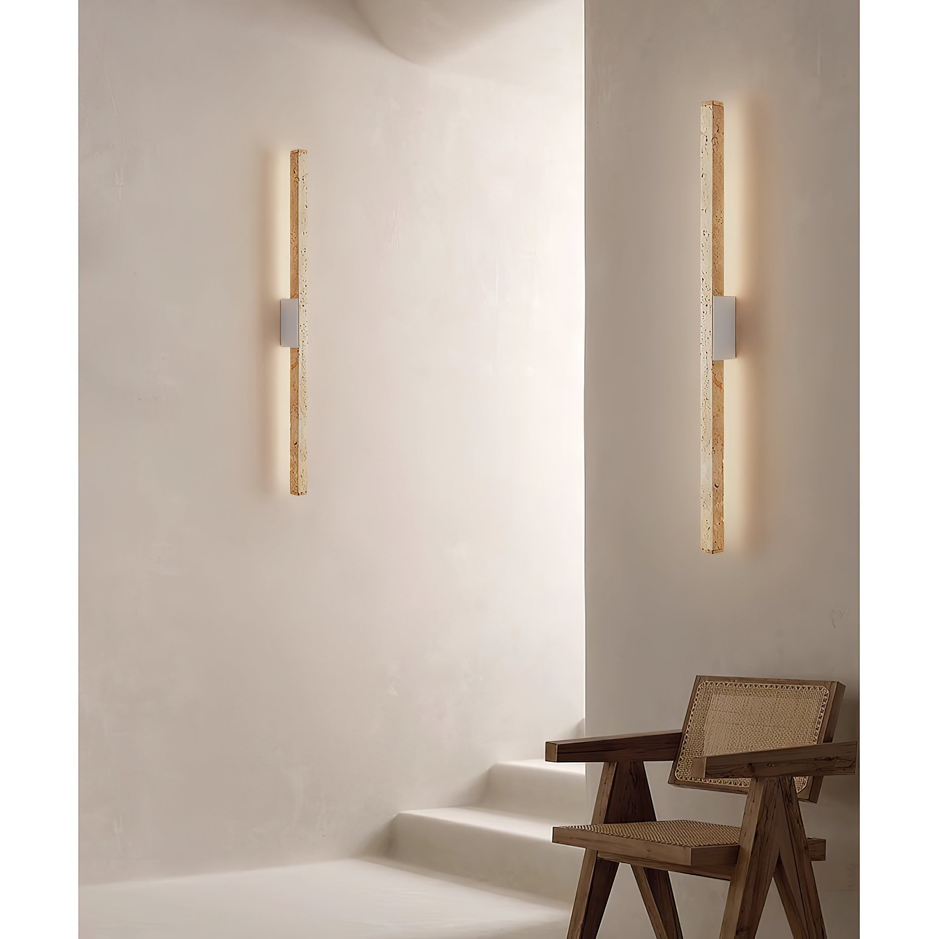 Vivyna Travertine Wall Lamp
