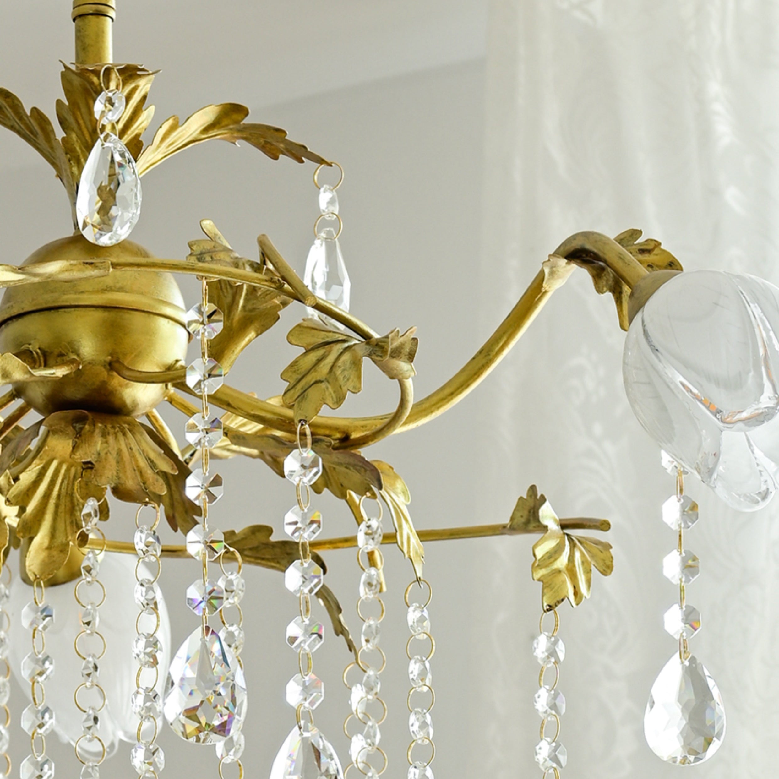 Vasorus Chandelier