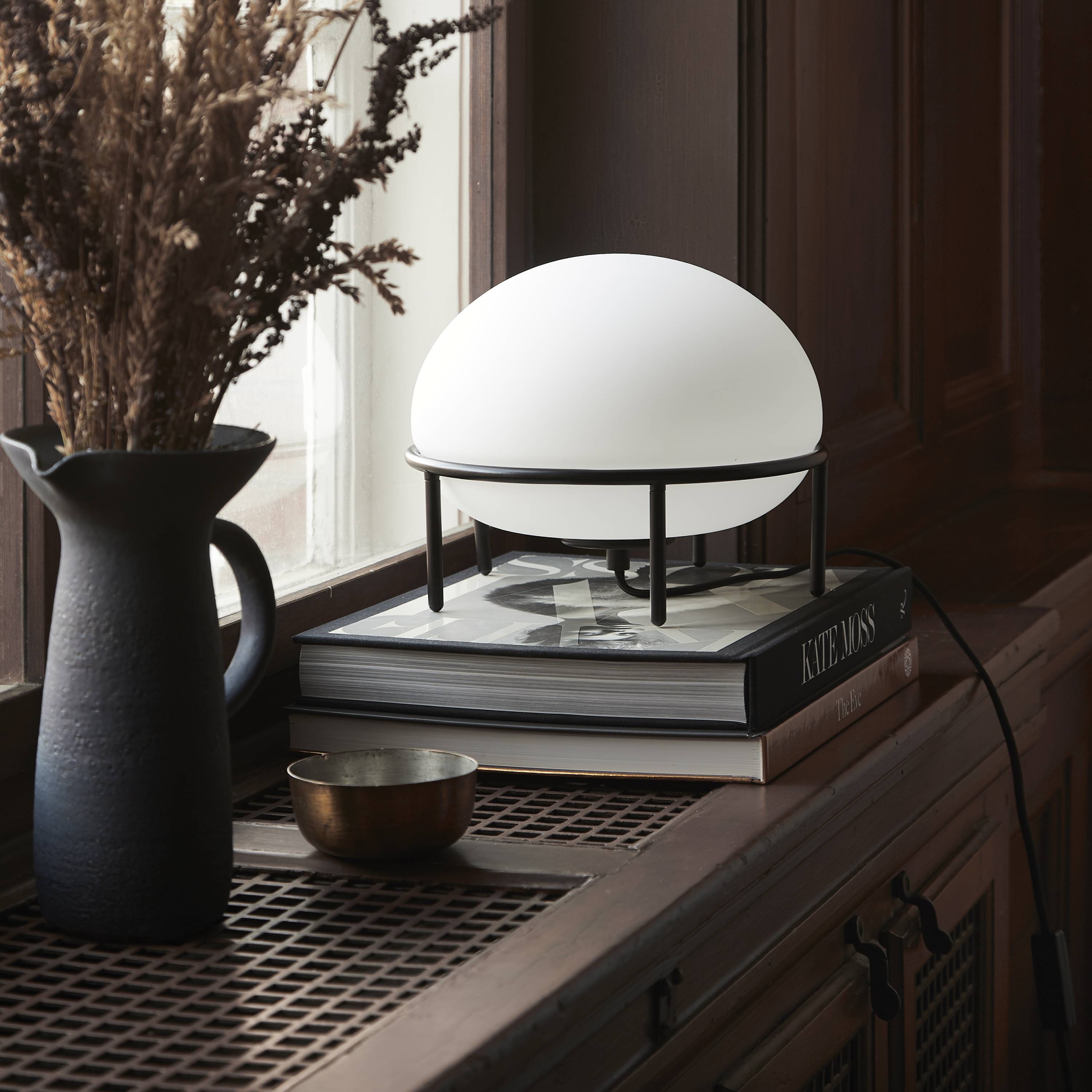 Celestia Sculptural Table Lamp