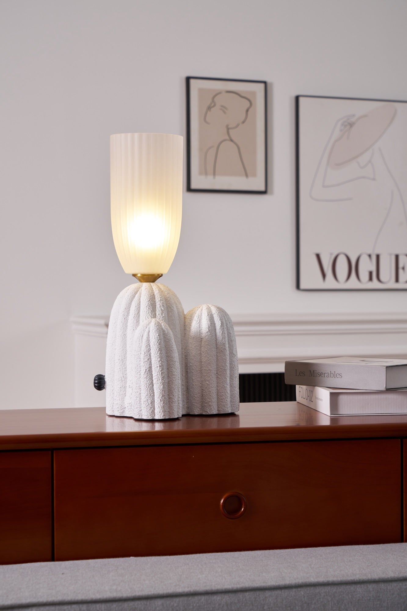 Soreny Resin Artistic Table Lamp