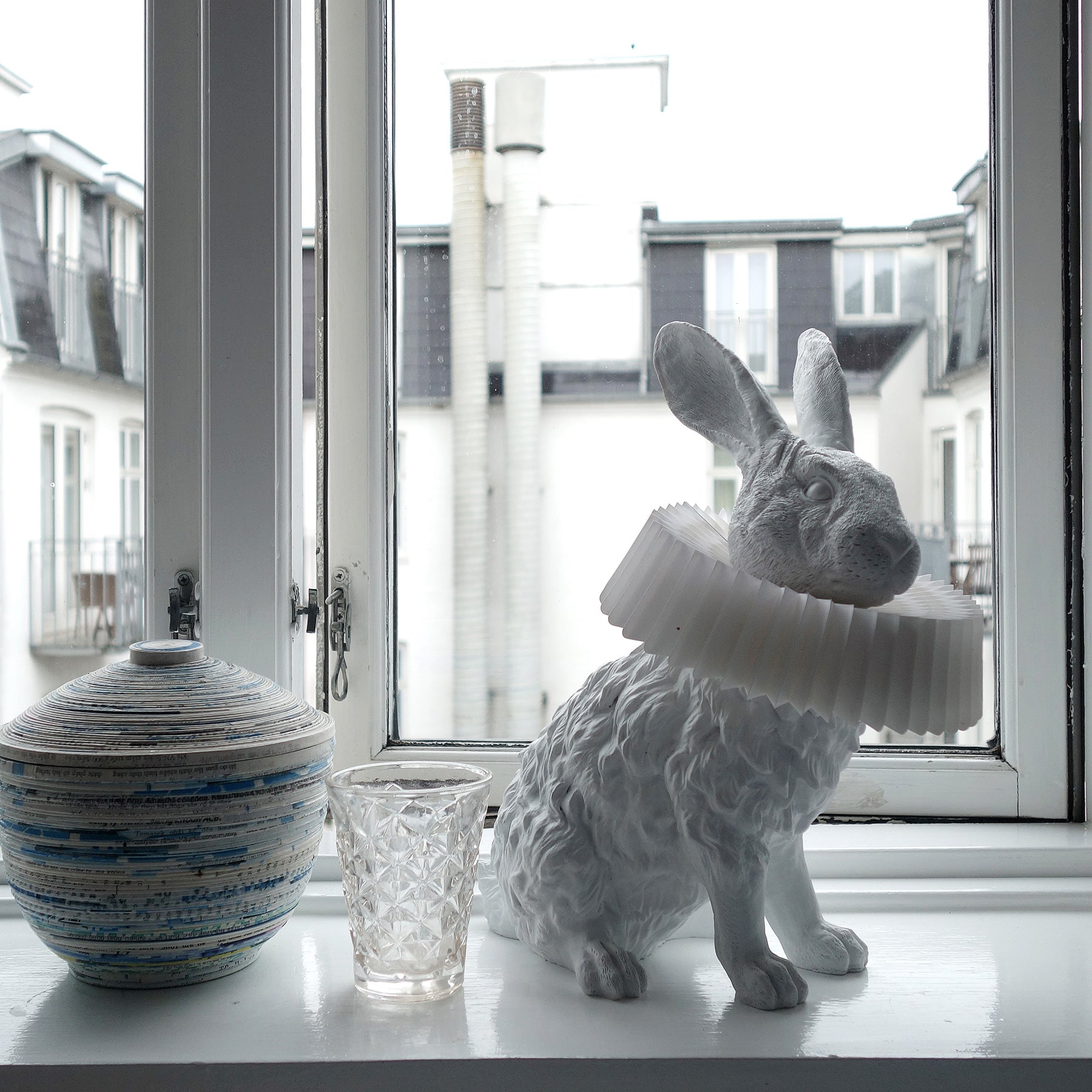 Bravore Rabbit X Table Lamp
