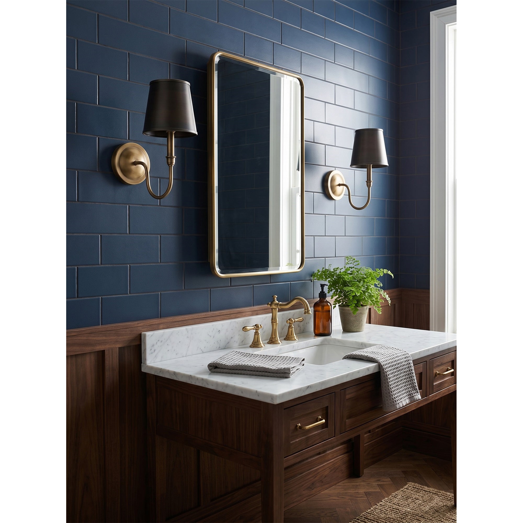 Liorisaria Wall Sconce