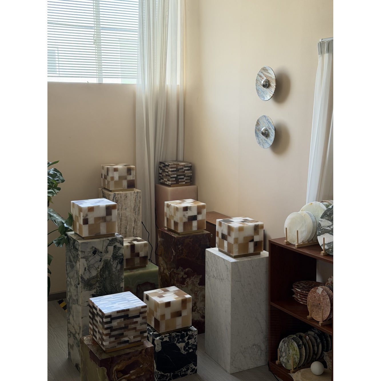 Lioriise Table Lamp