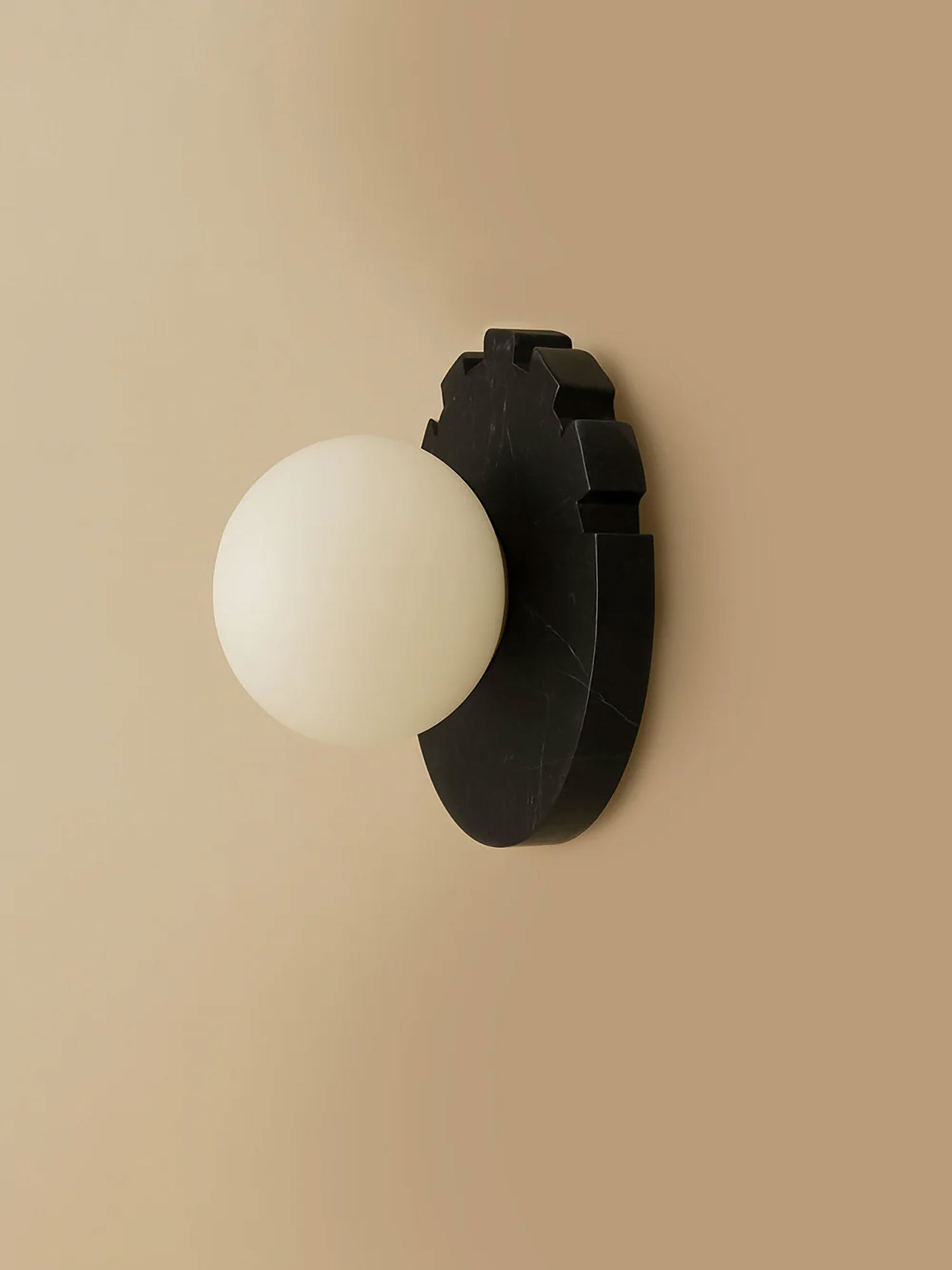 Rivaneria Wall Light
