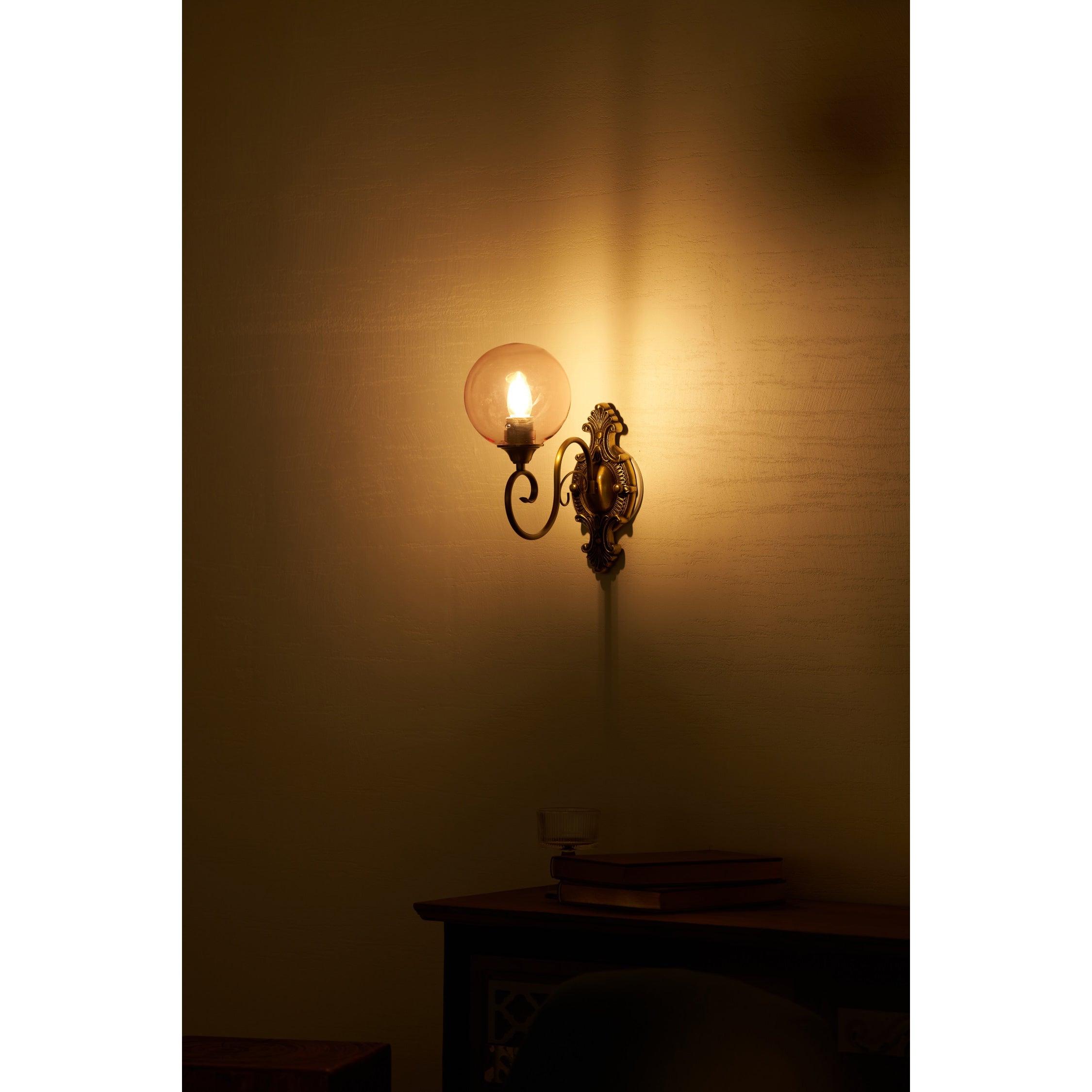 Lavinia Wall Lamp