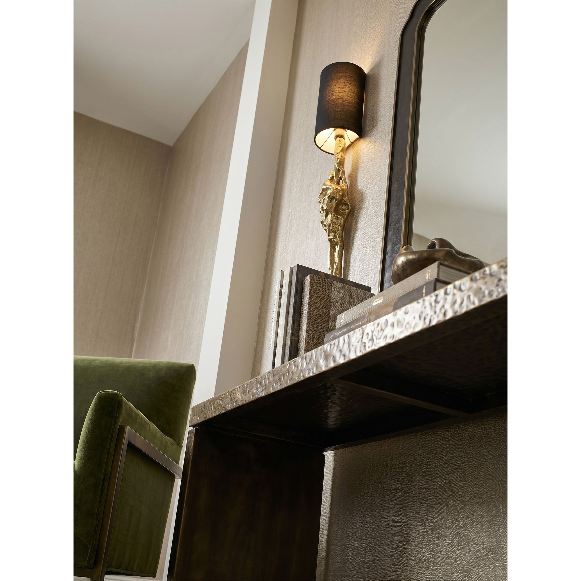 Valmoris Wall Sconce
