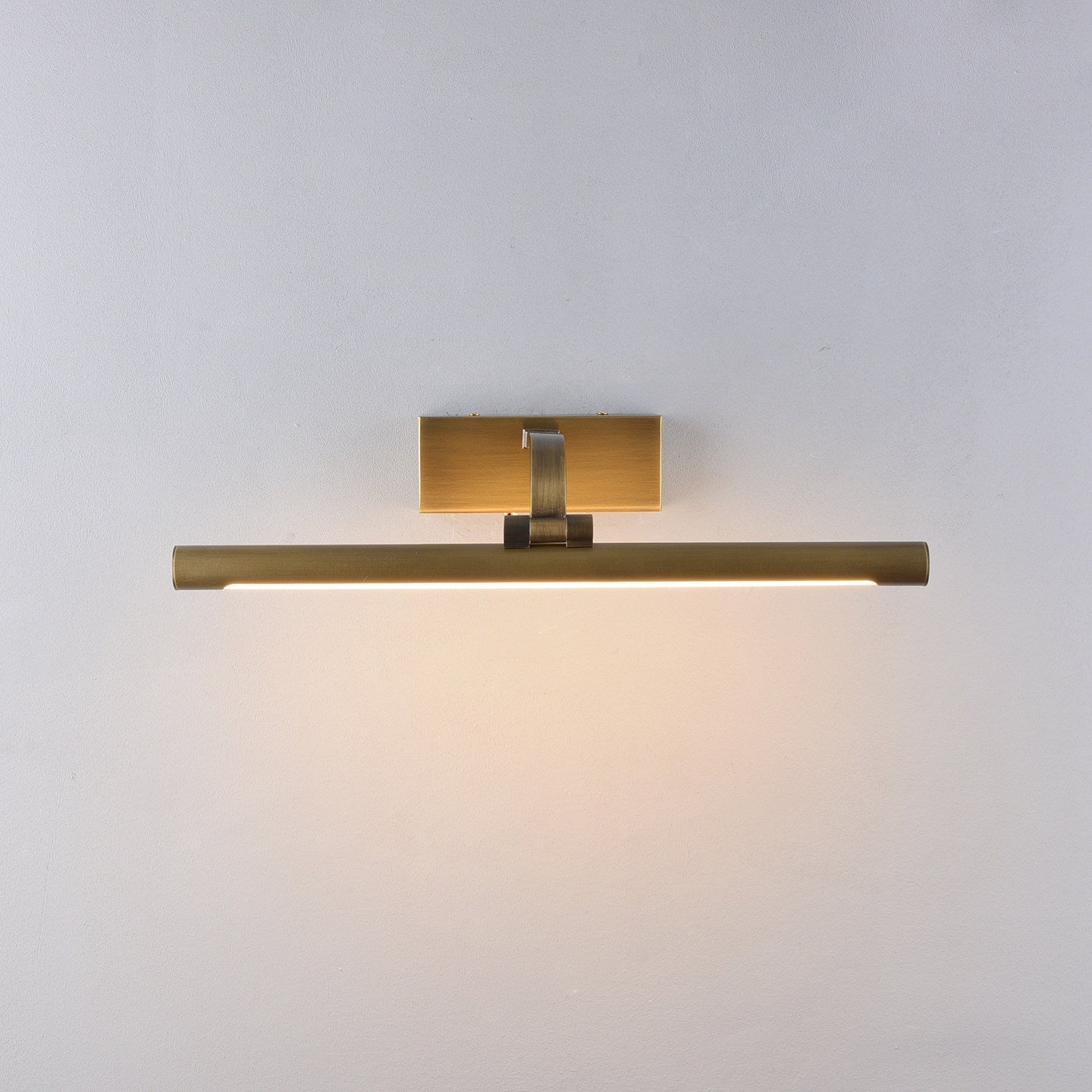 Ciruaine Sconce
