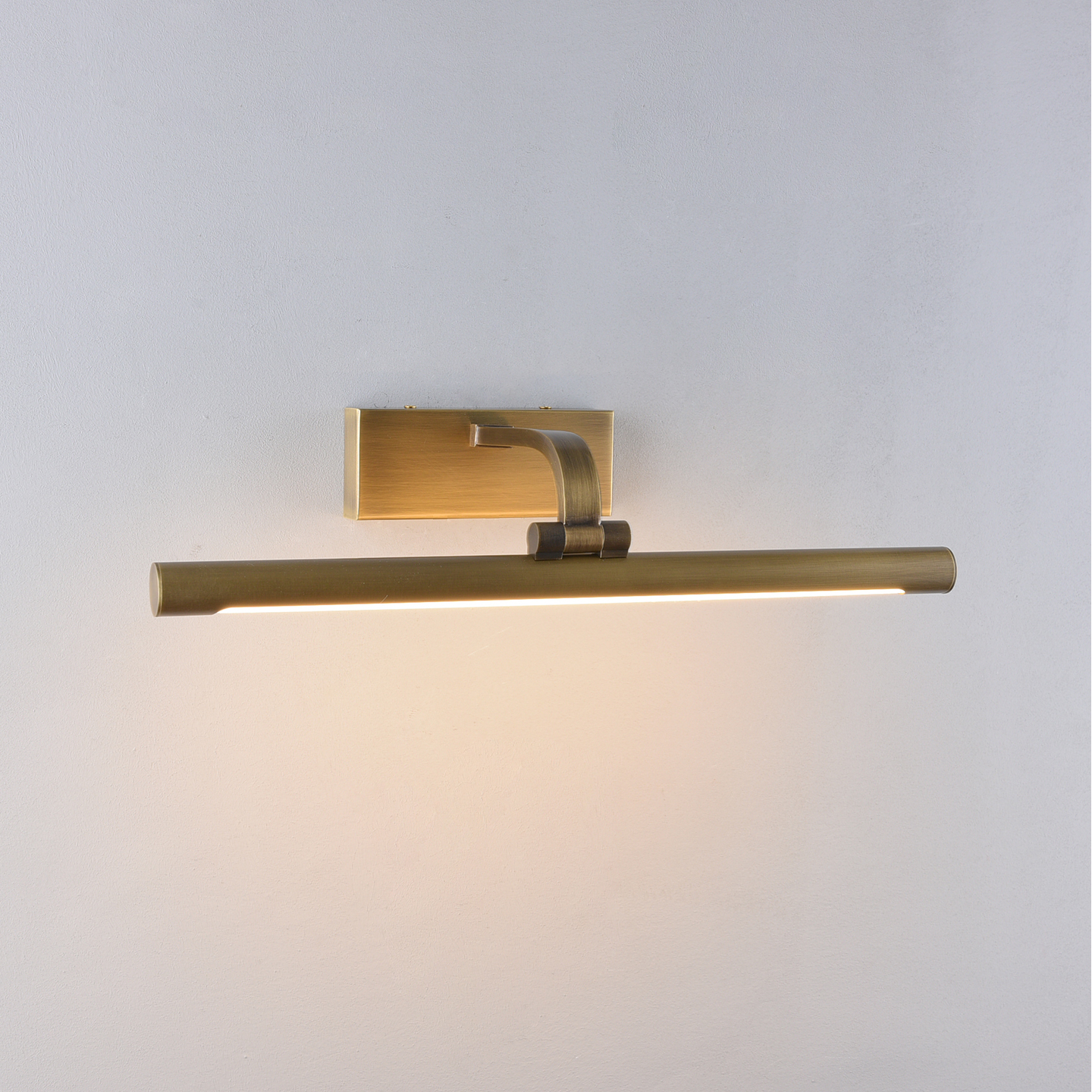 Ciruaine Sconce