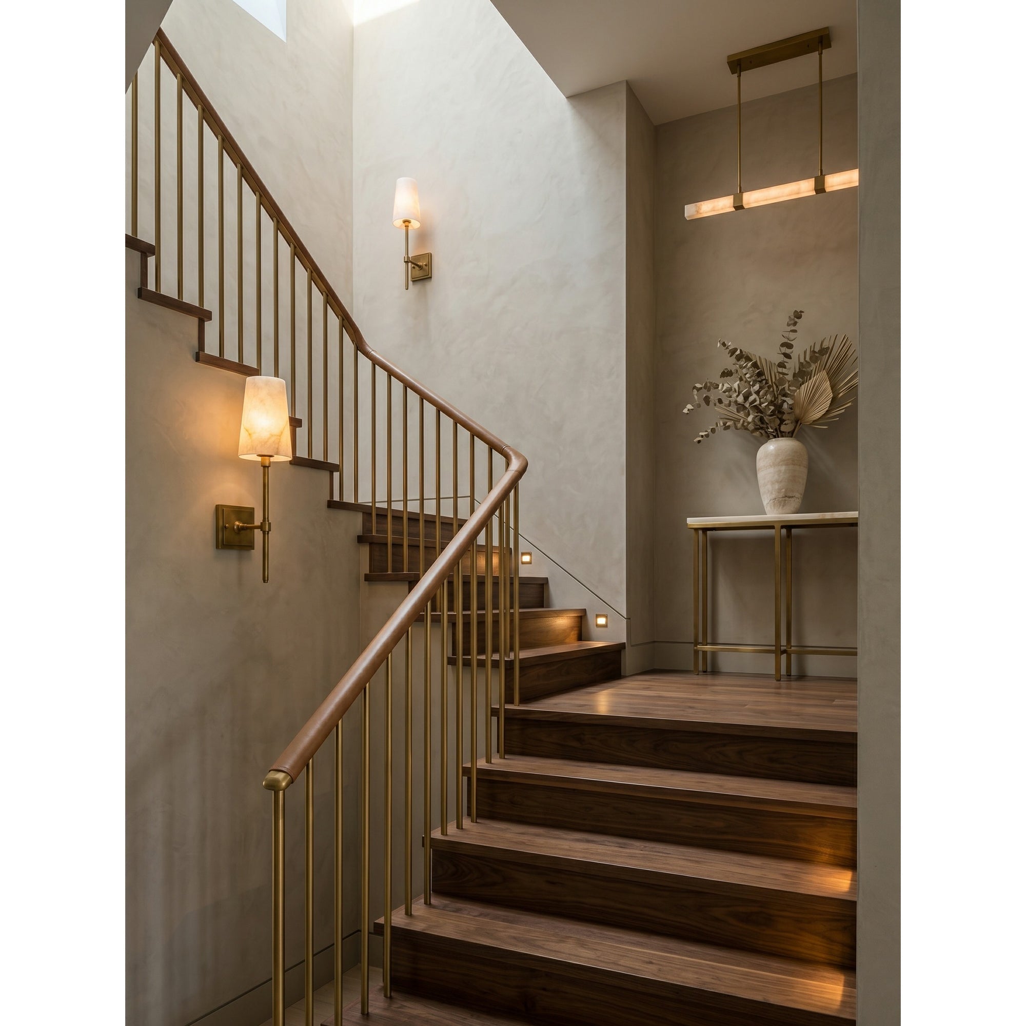 Avenelaya Sconce