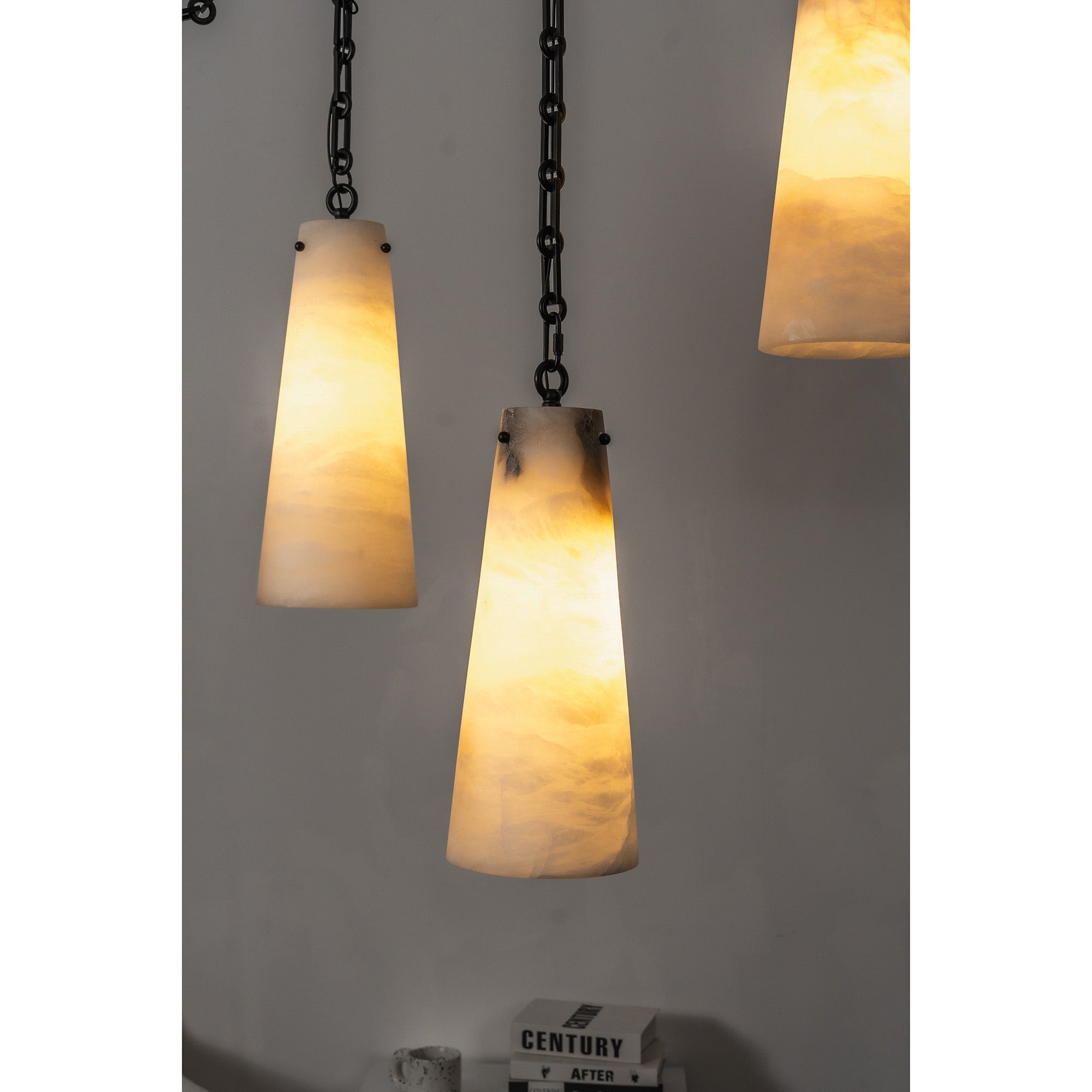 Avenaiel Chandelier