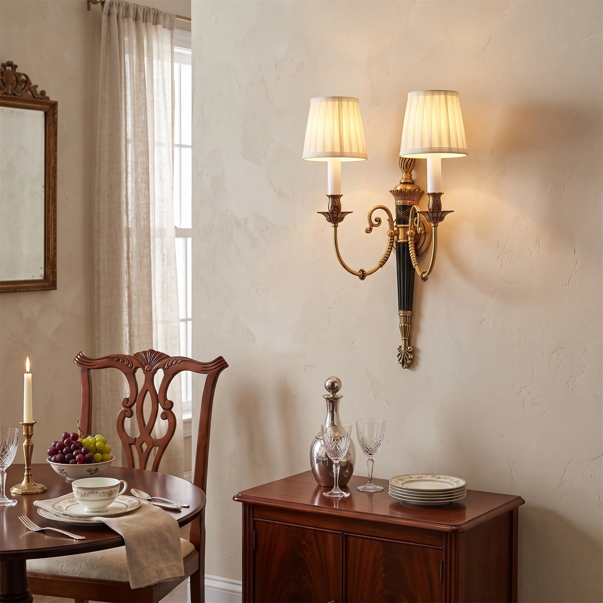 Victoria Wall Light
