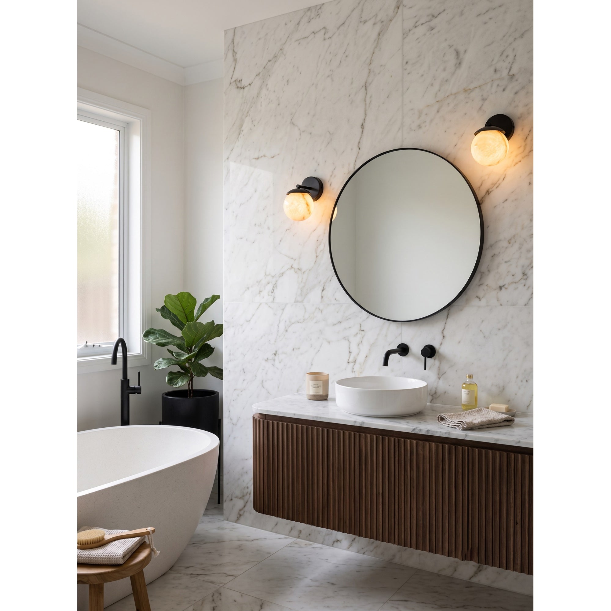 Avenanielle Wall Light