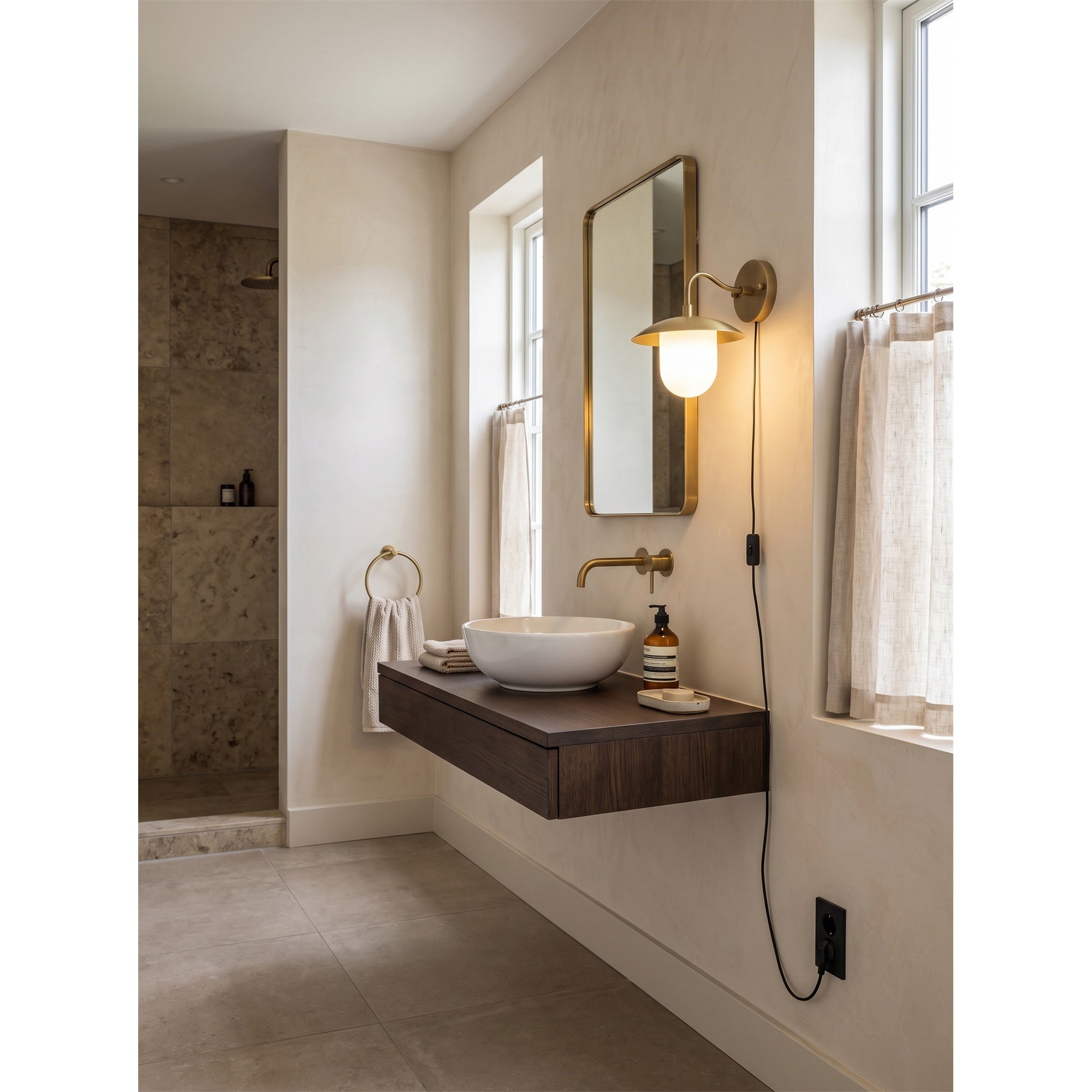 Aveniette Petite Plug-in Wall Sconce