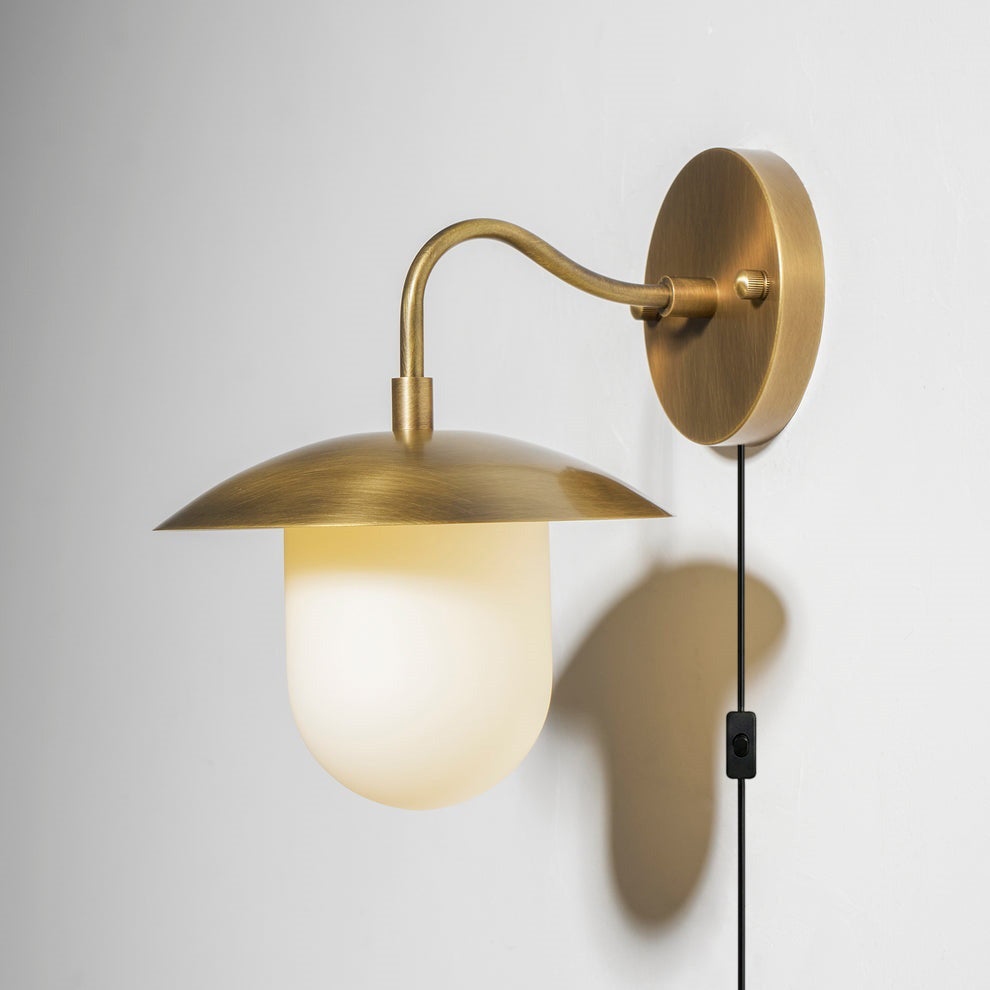 Aveniette Petite Plug-in Wall Sconce