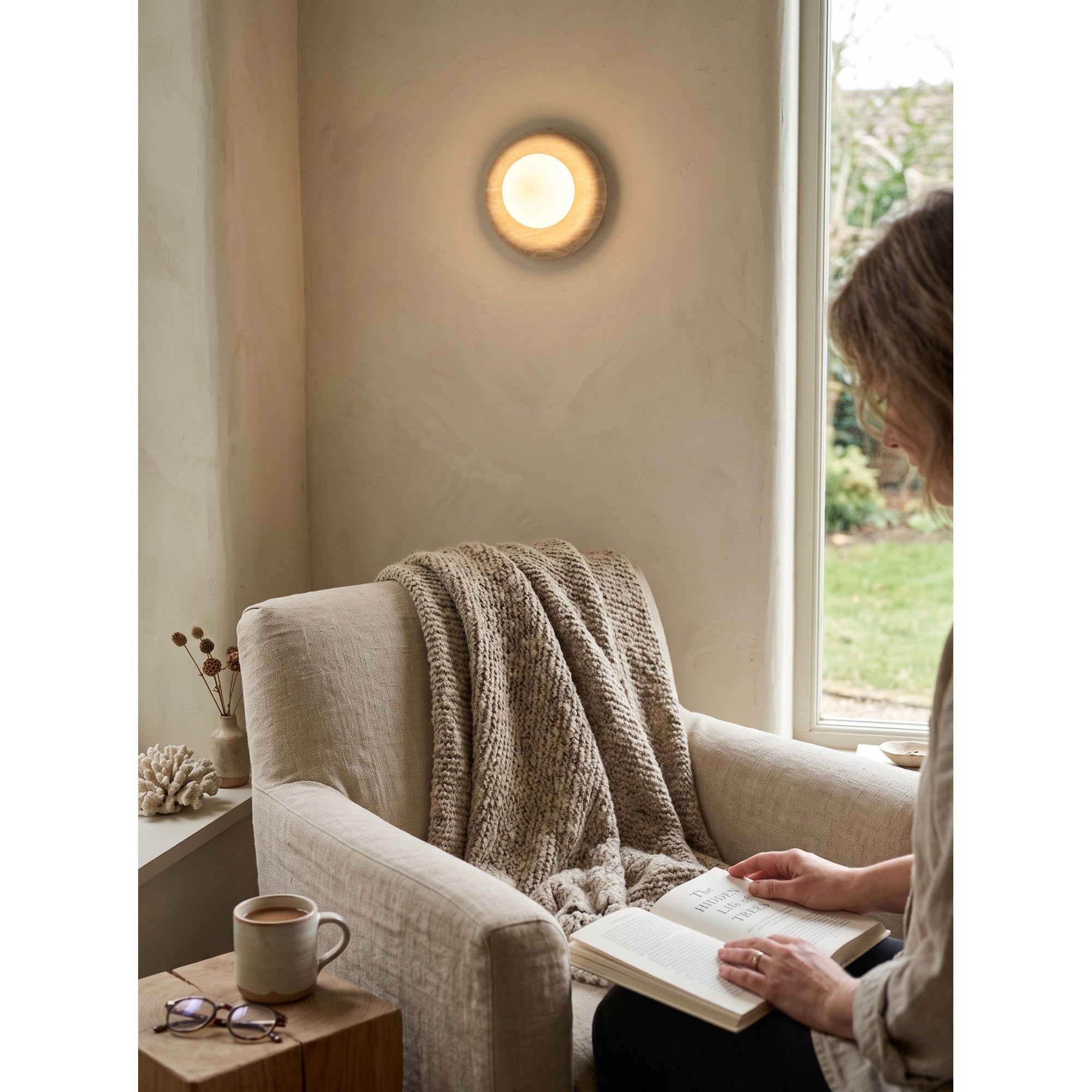 Aveneine Wall Light