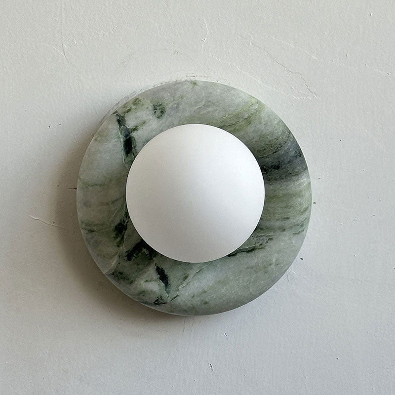 Aveneine Wall Light