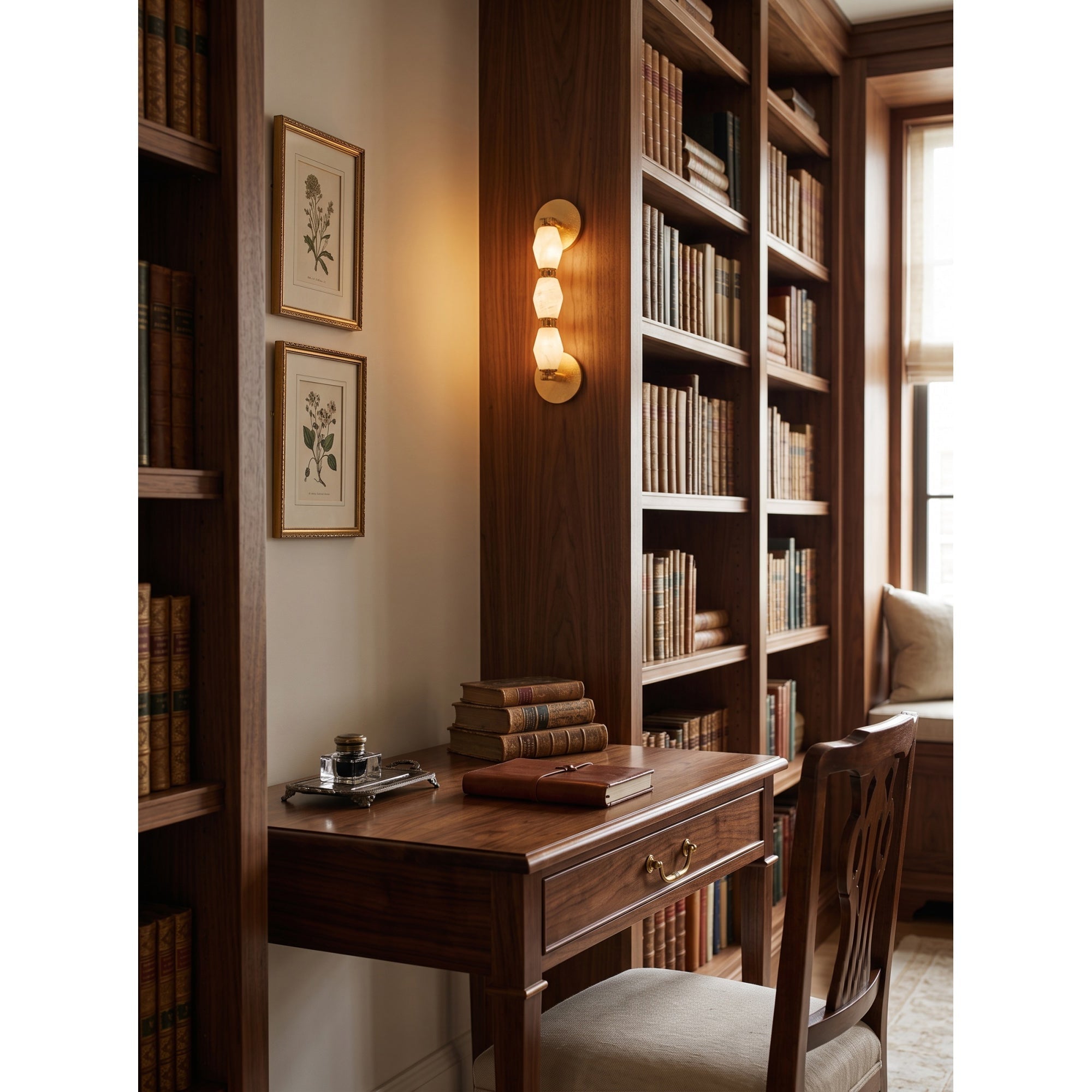 Teriiielle Wall Light
