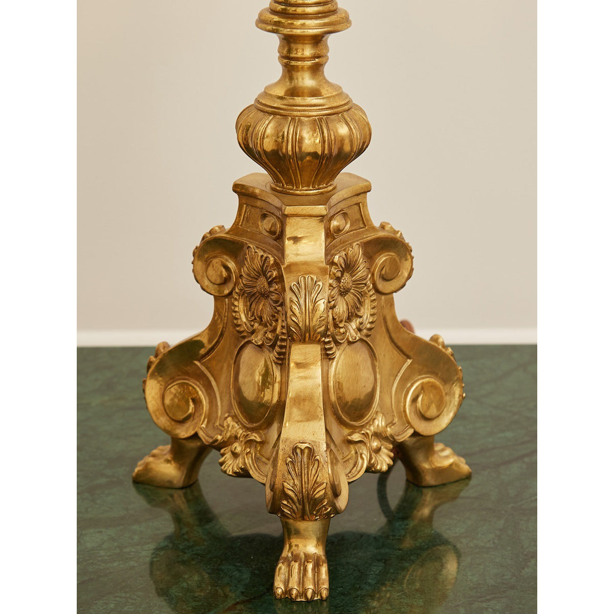 Lumiia Table Lamp