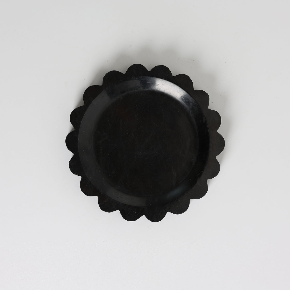 Wexhurst Scalloped Stone Tray