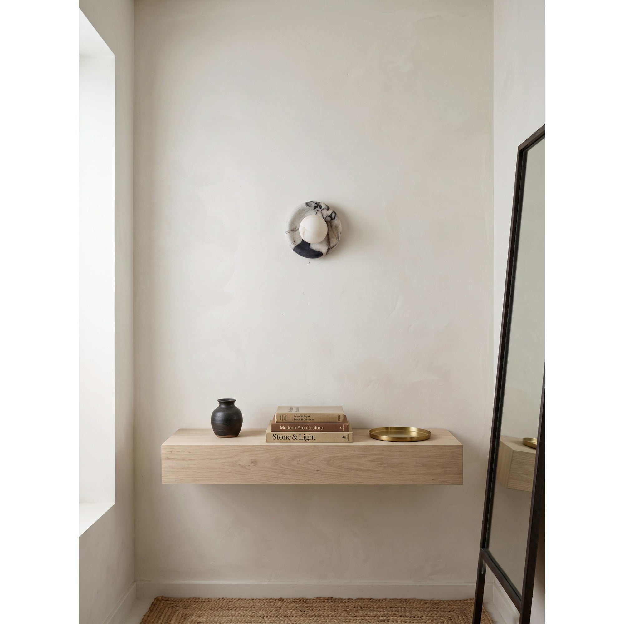 Avenoeria Wall Light