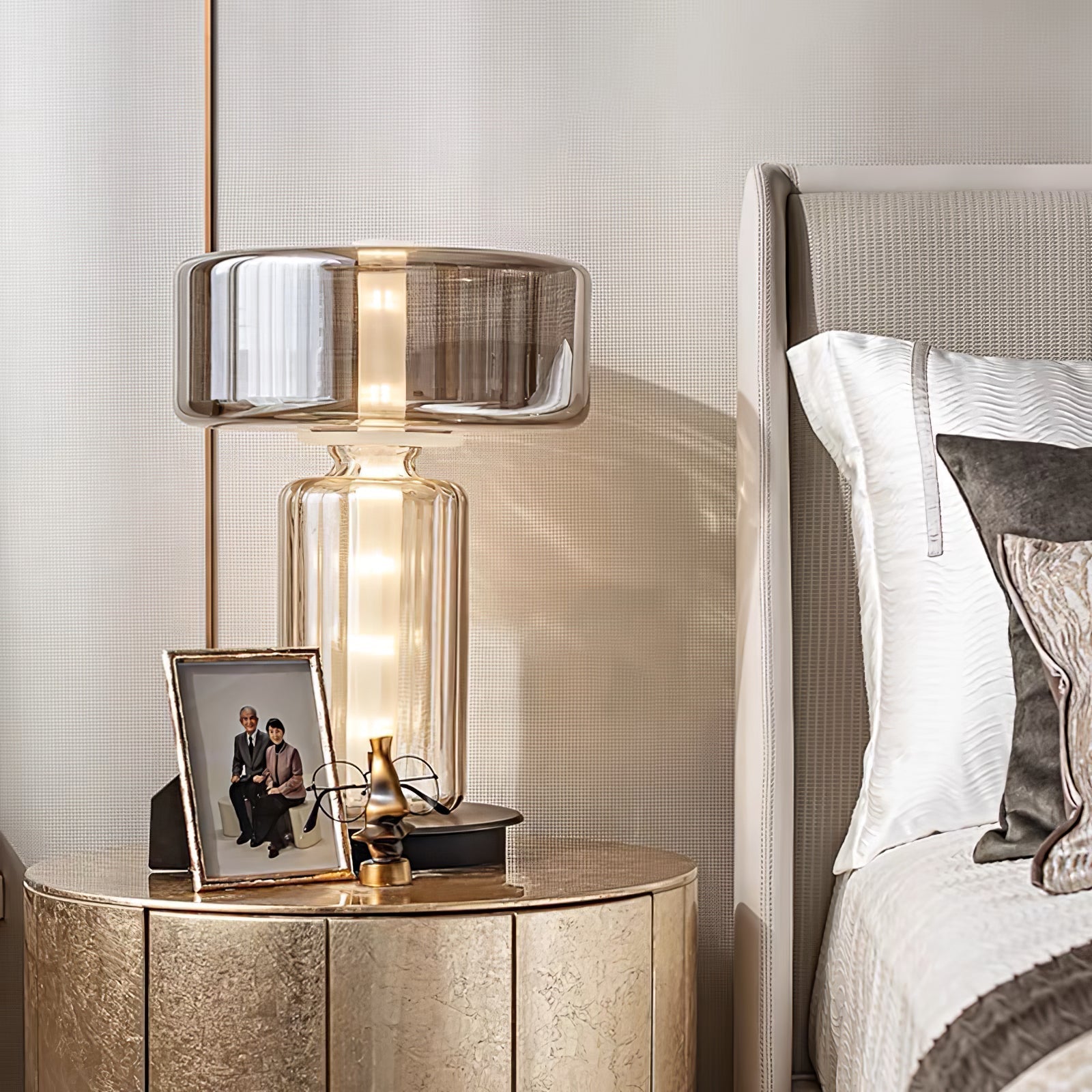 Svora Modern Glass Table Lamp