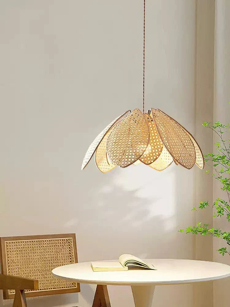 Rivalira Pendant Light