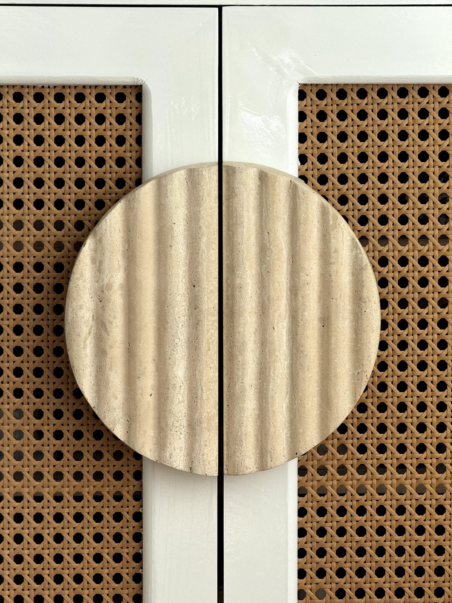Ravina Ripple Pull Handle