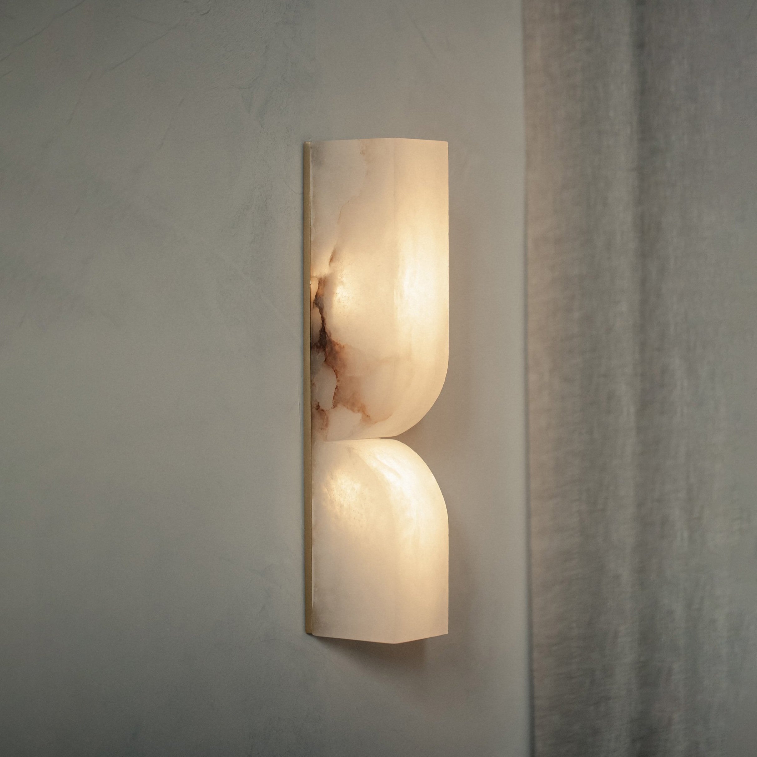 Lumivaria Wall Lamp
