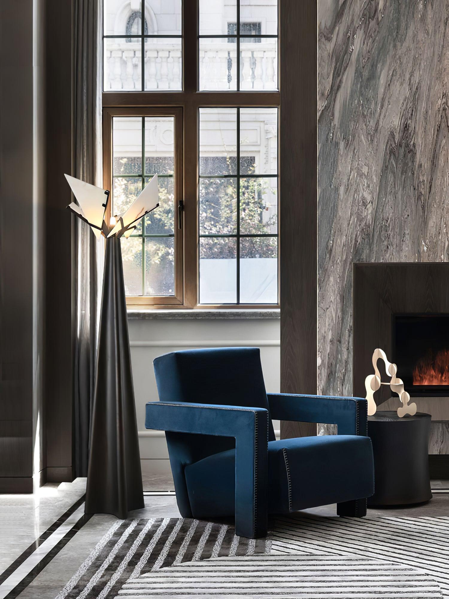 Religieuse Alba Floor Lamp