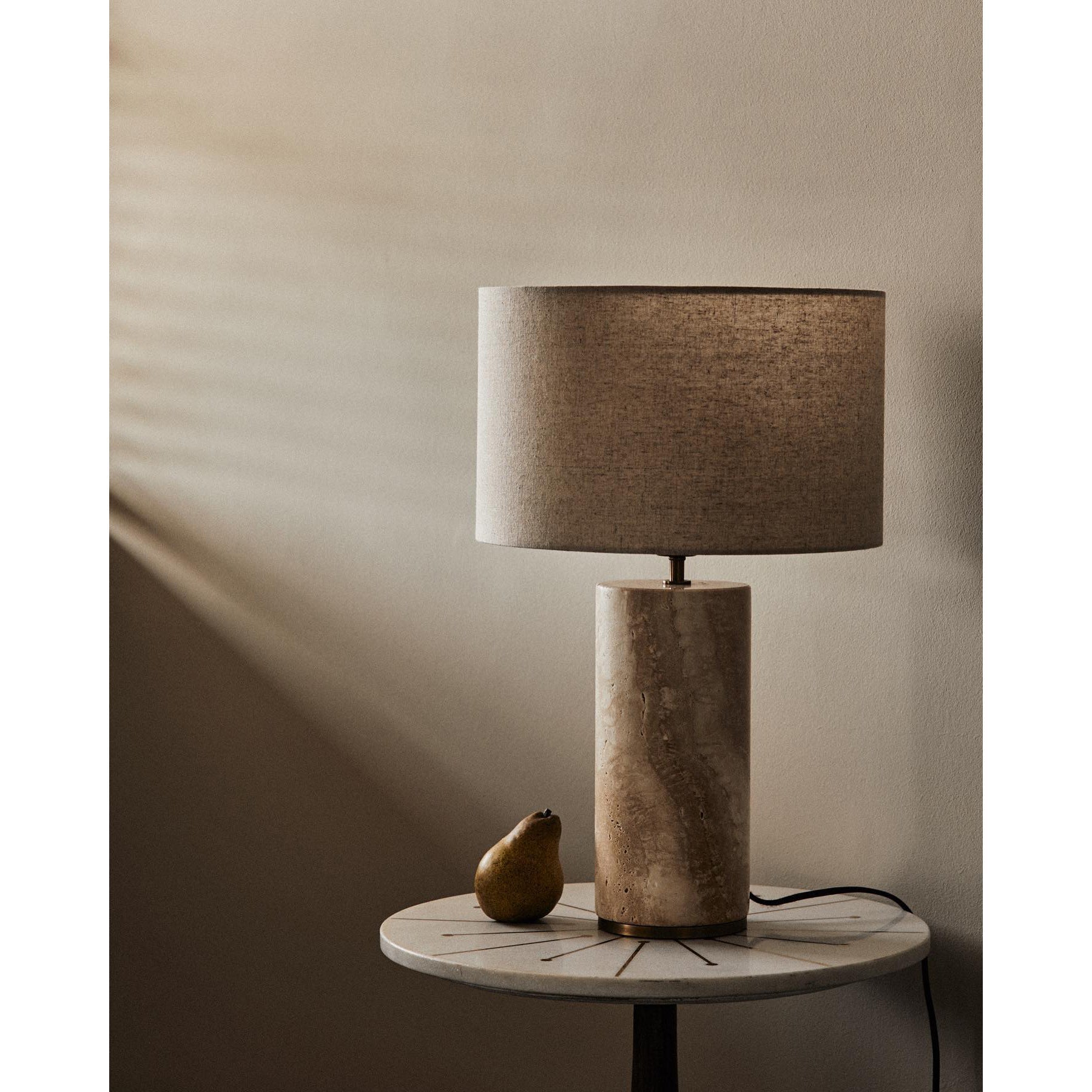 Ennirare Table Lamp