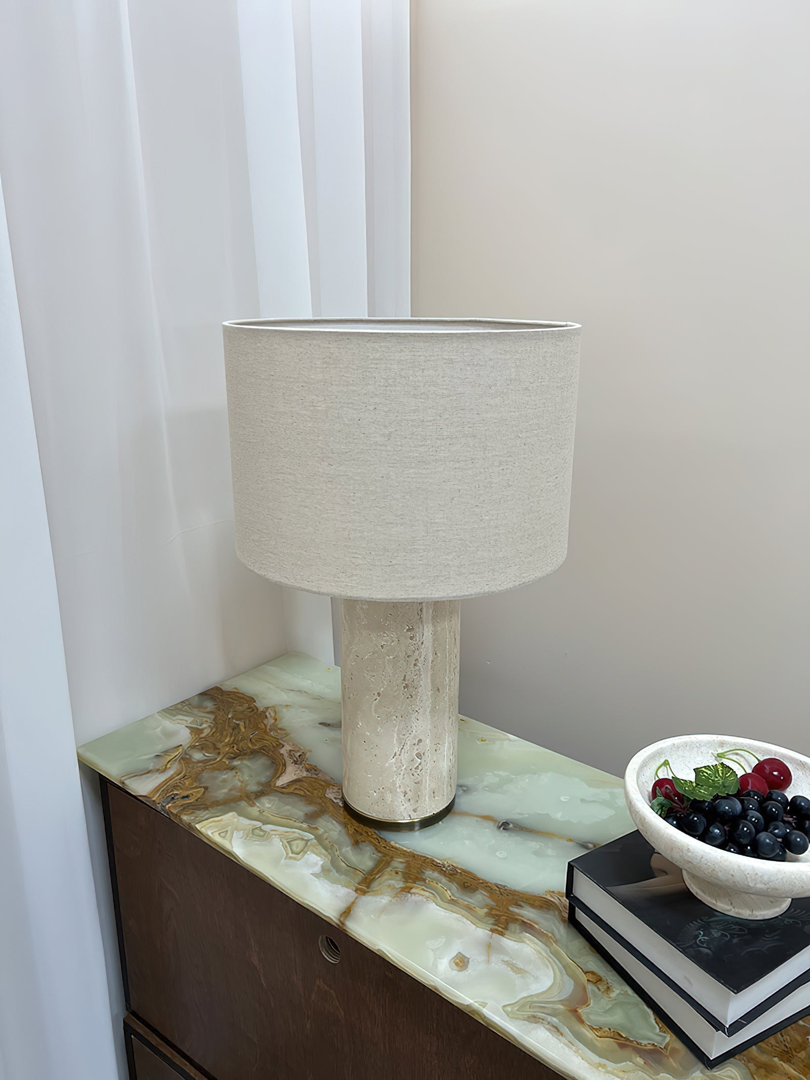 Ennirare Table Lamp